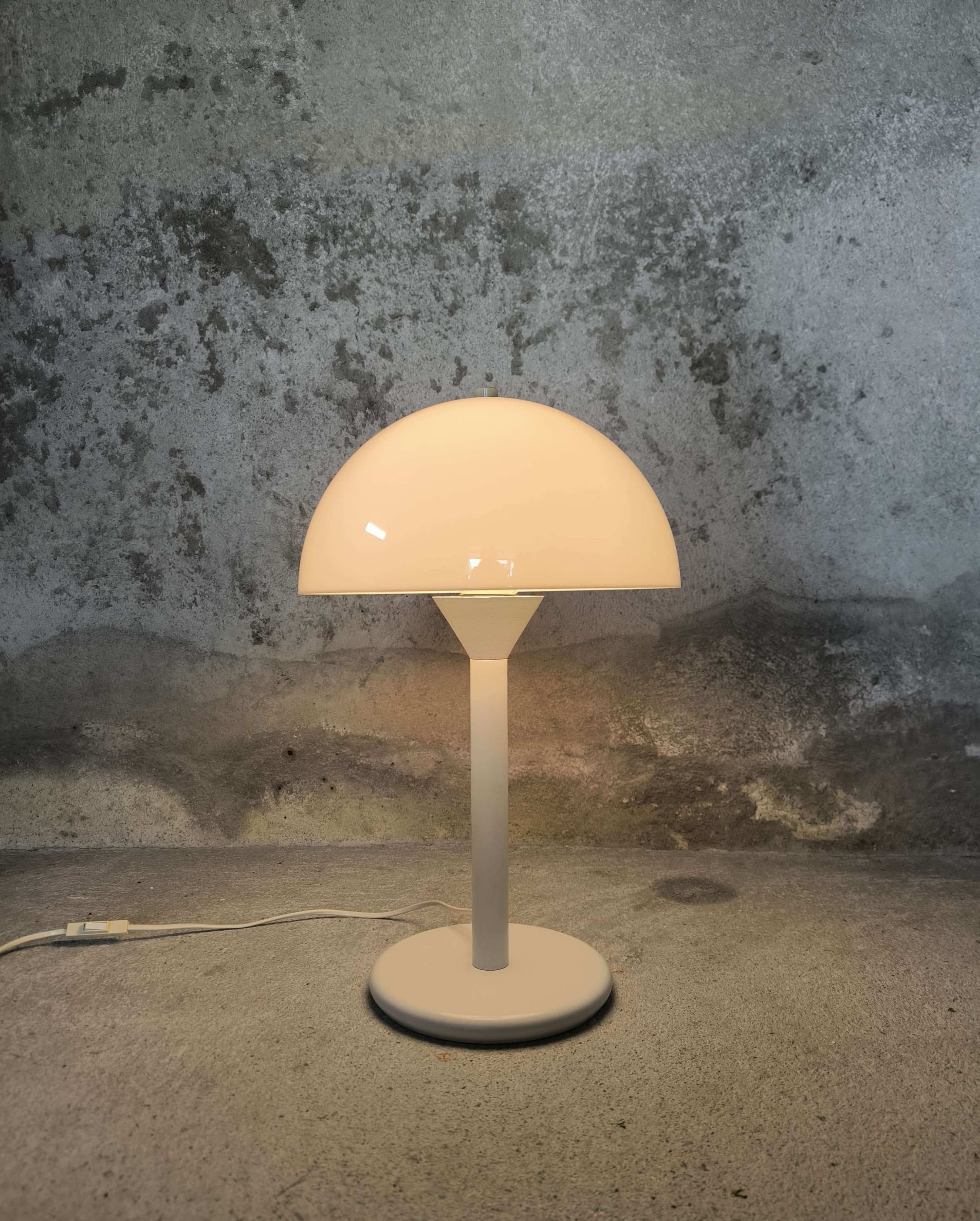 Large vintage mushroom lamp Aluminor