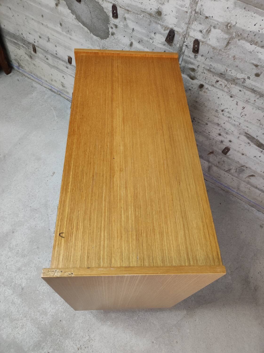 Vintage chest of drawers