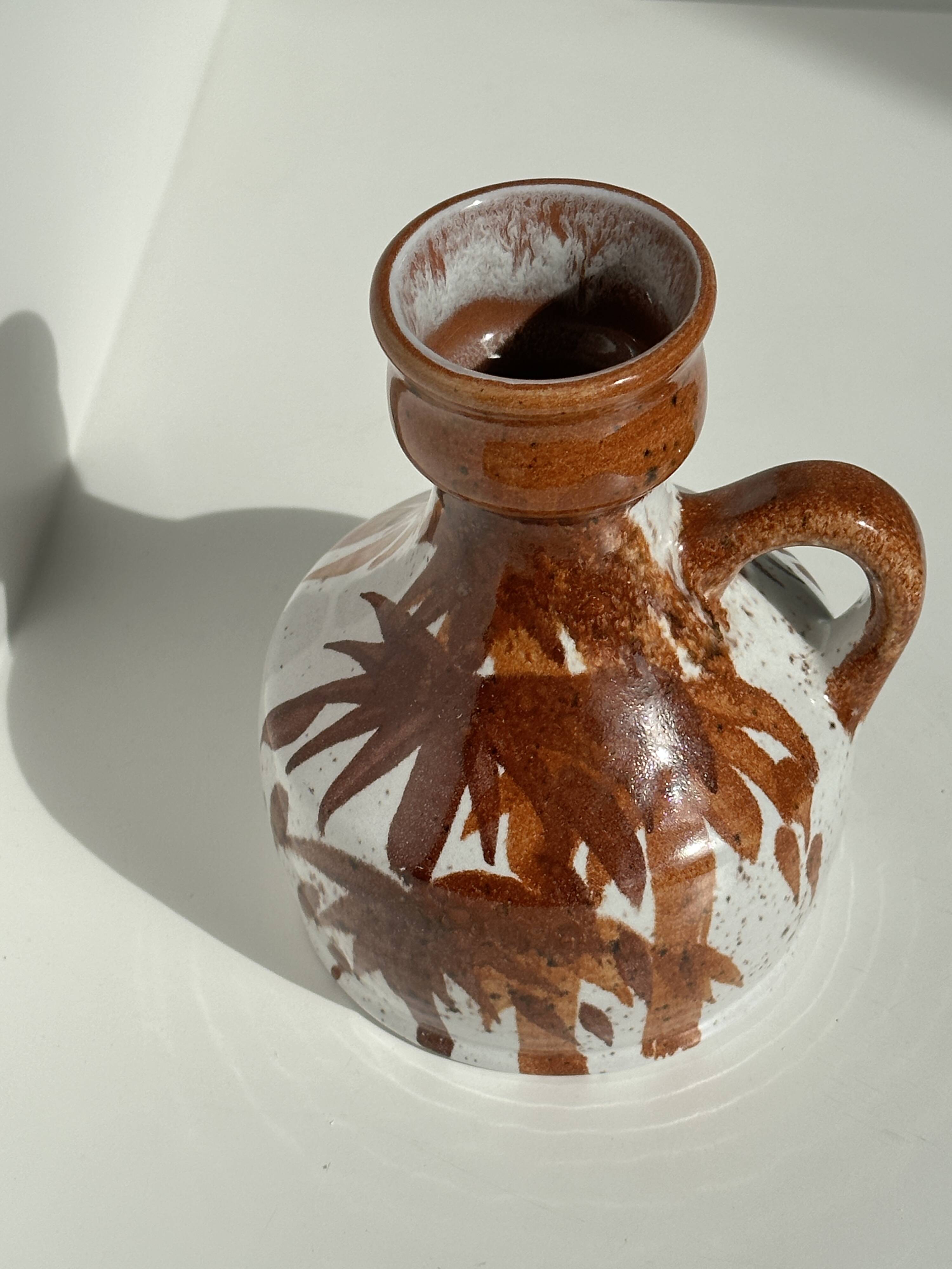 Small white and brown vase or pitcher West Germany H:15cm D:10.5cm