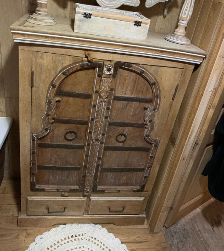 Armoire indienne