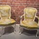 Lot d'un fauteuil et d'une chaise