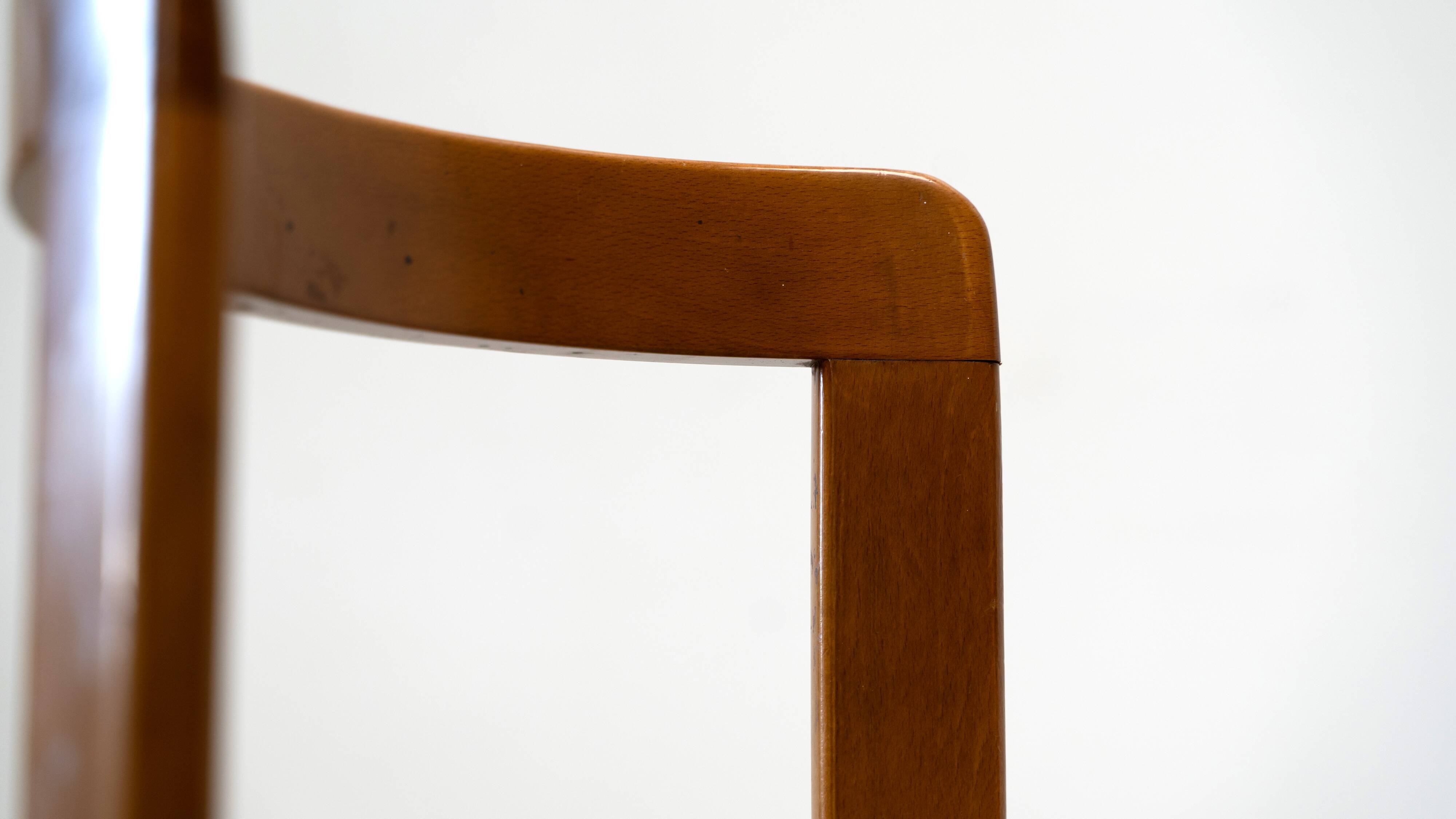 Ensemble de six chaises de salle à manger italiennes