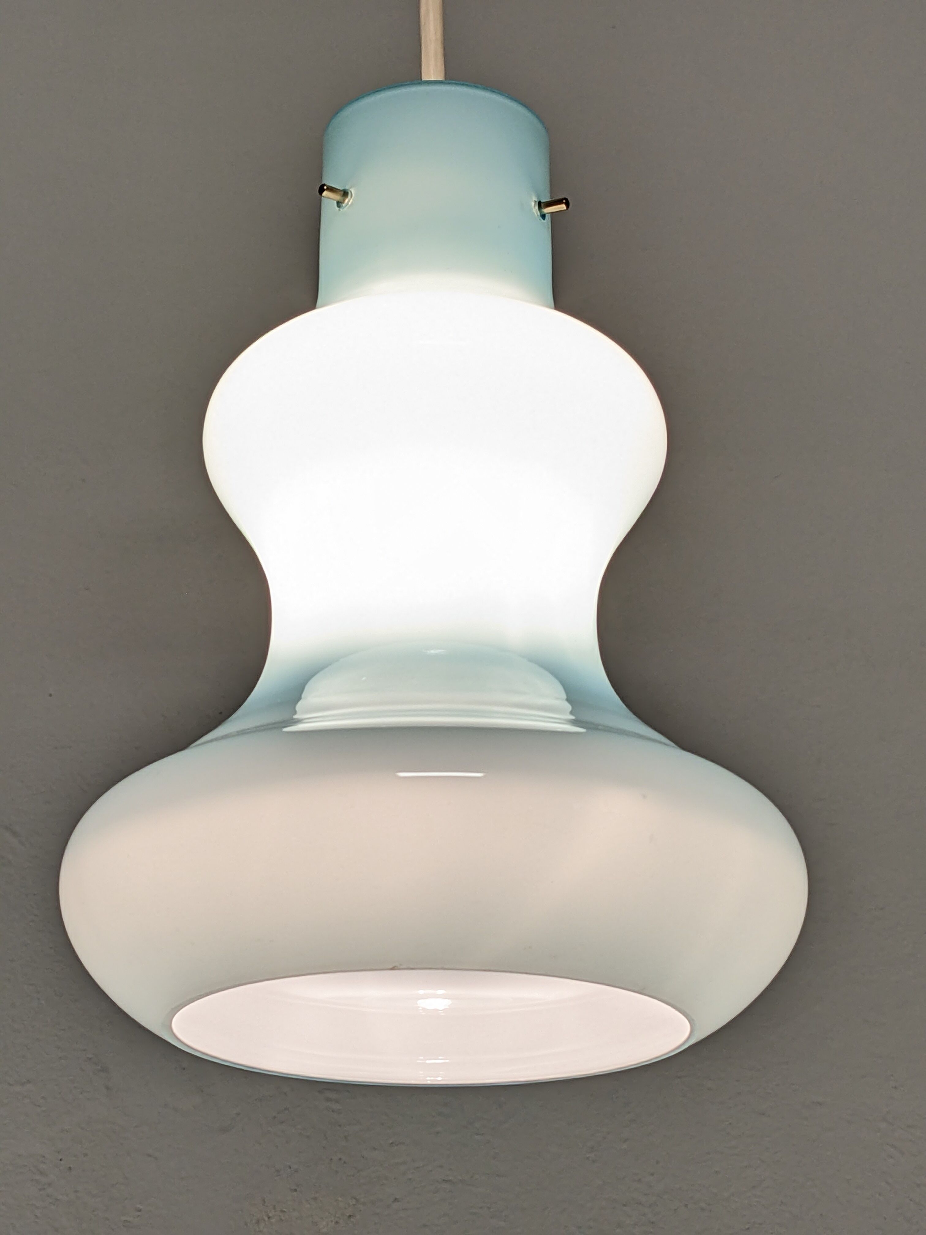 Blue opaline suspension from the 50s/60s