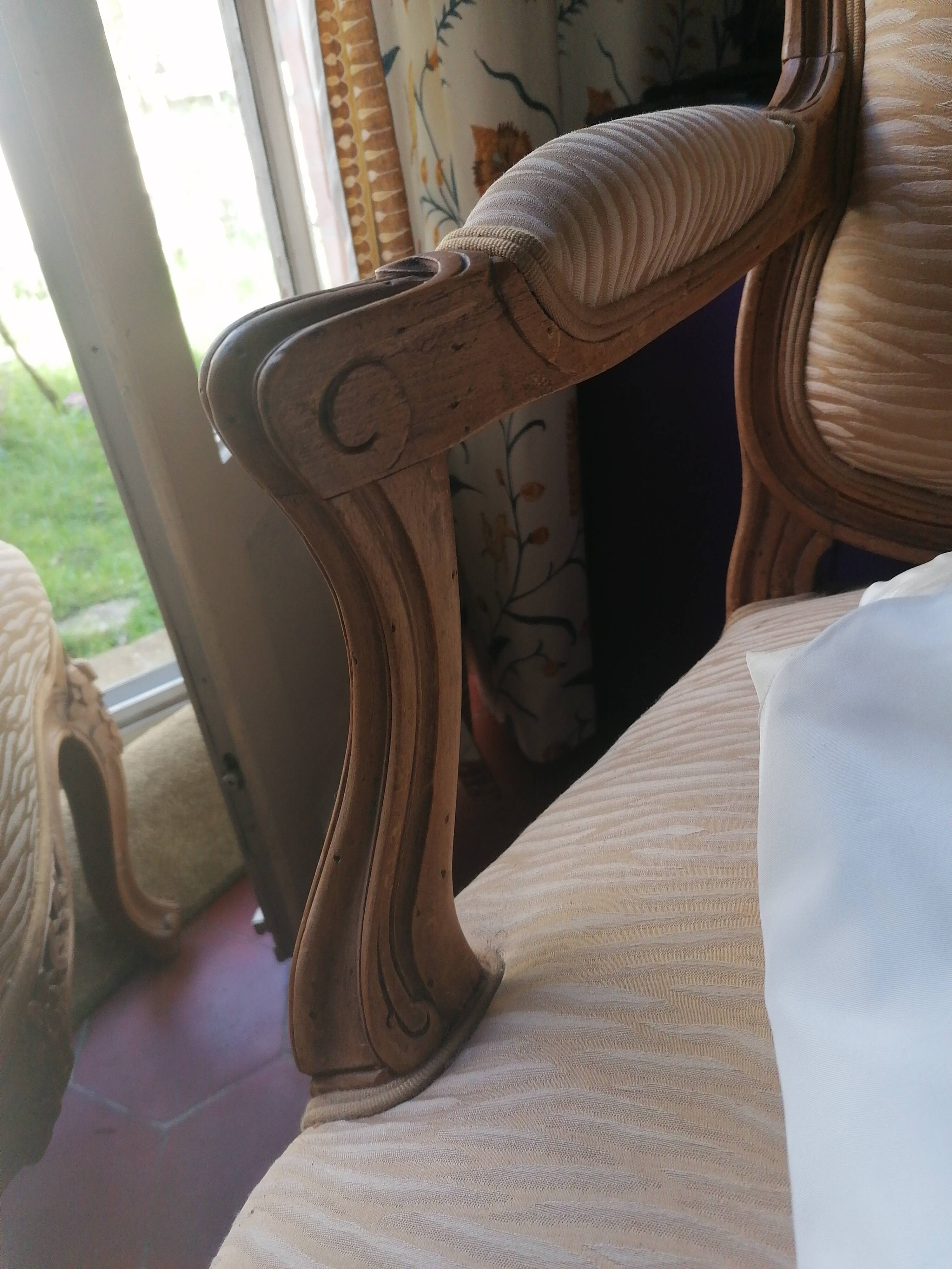 paire de fauteuils style Louis xv
