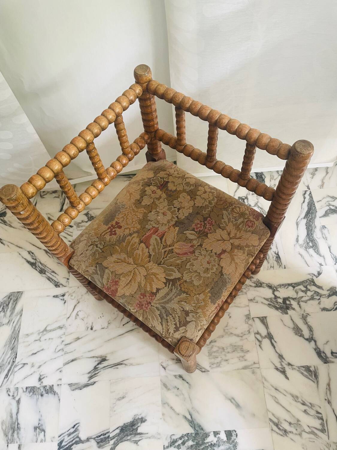 Vintage Art Deco corner chair in bobbin wood and fabric, circa 1930