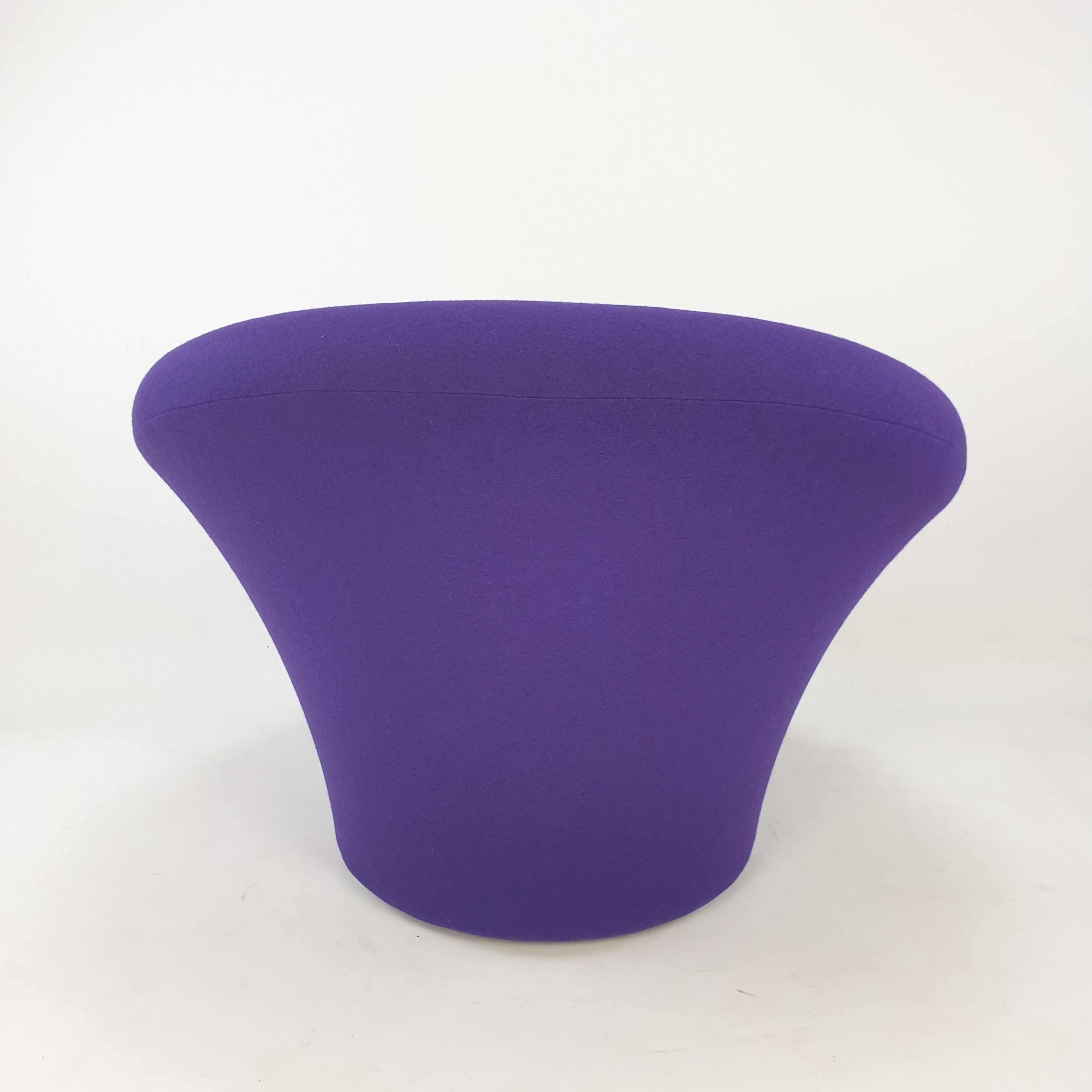 Mushroom armchair by Pierre Paulin for Artifort