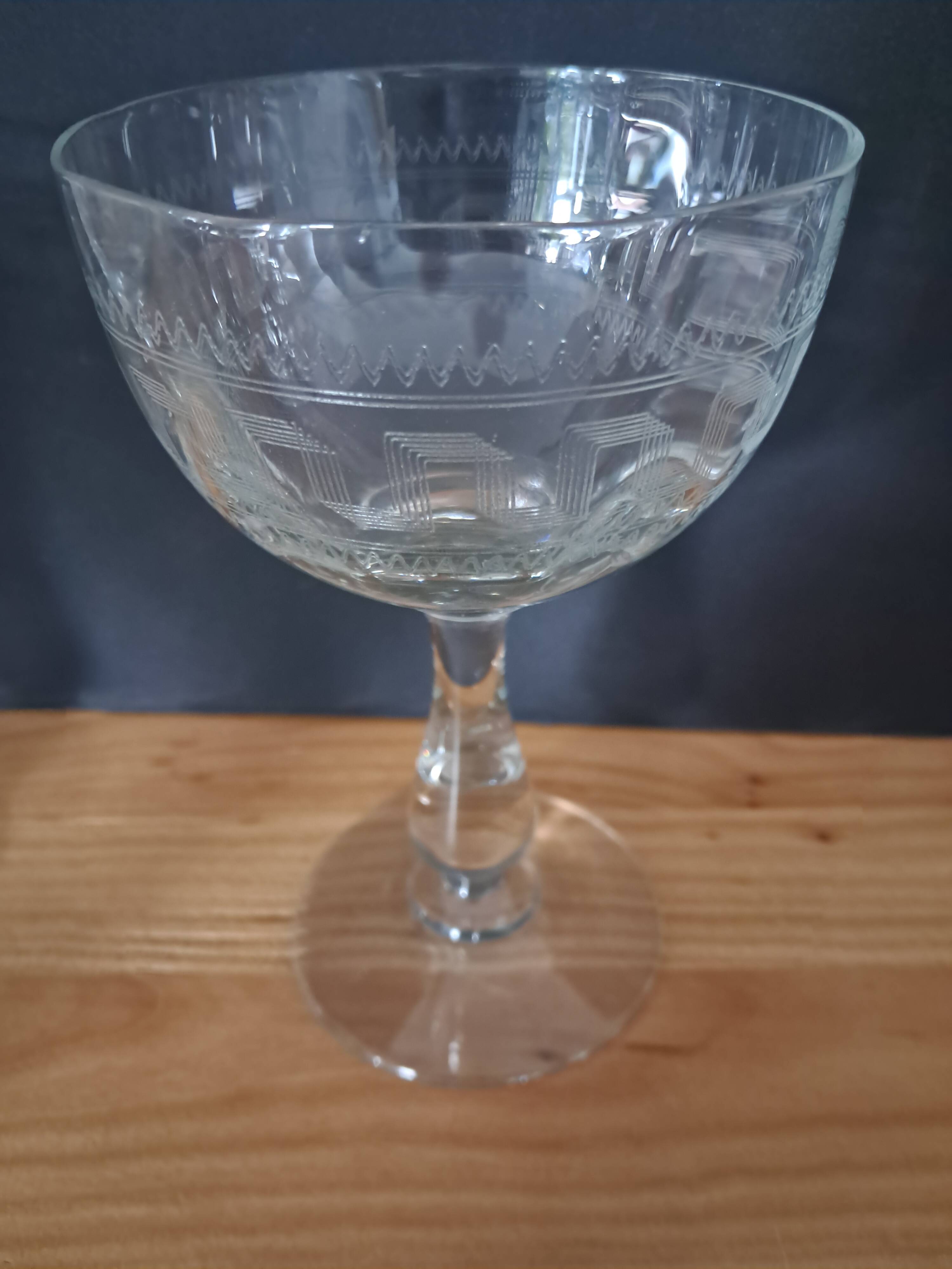 6 coupes  à champagne années 1900/1903 guilloches