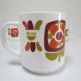 Three mugs and two cups decoration flowers design Jean-Charles Meunier 70s