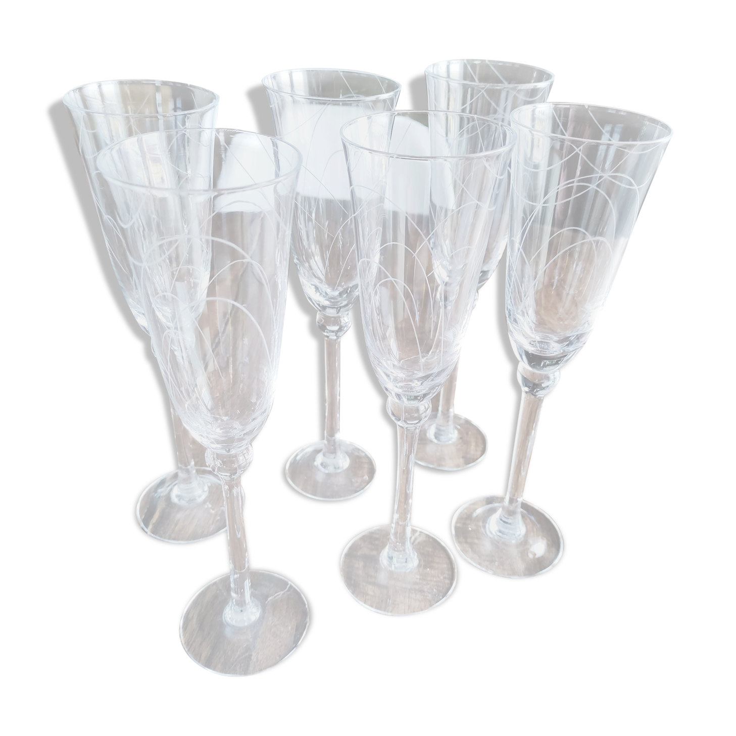 Set of 6 tulip-shaped champagne flutes in voluted glass