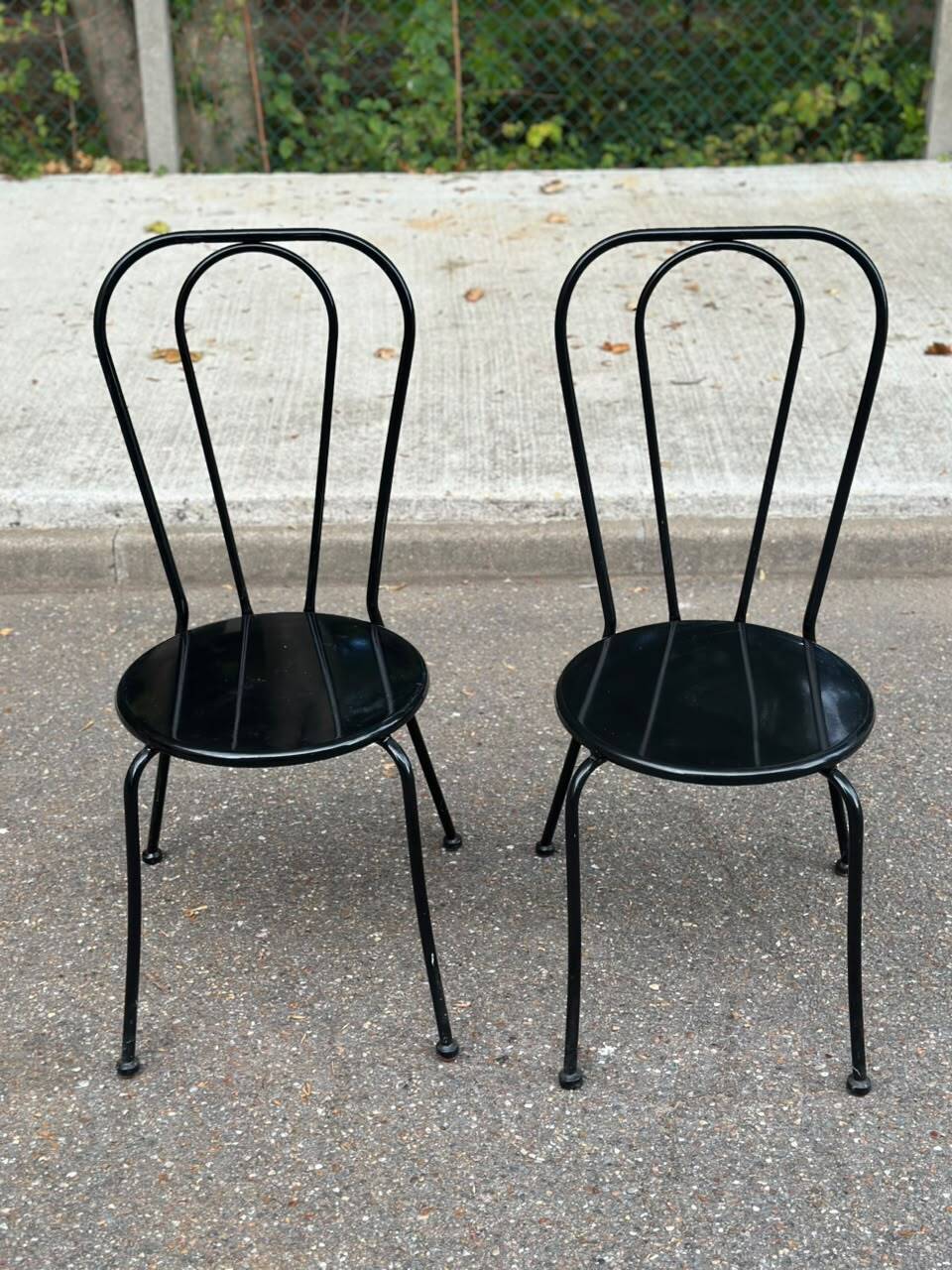 Pair of vintage bistro chairs in black metal — Terrace & Balcony