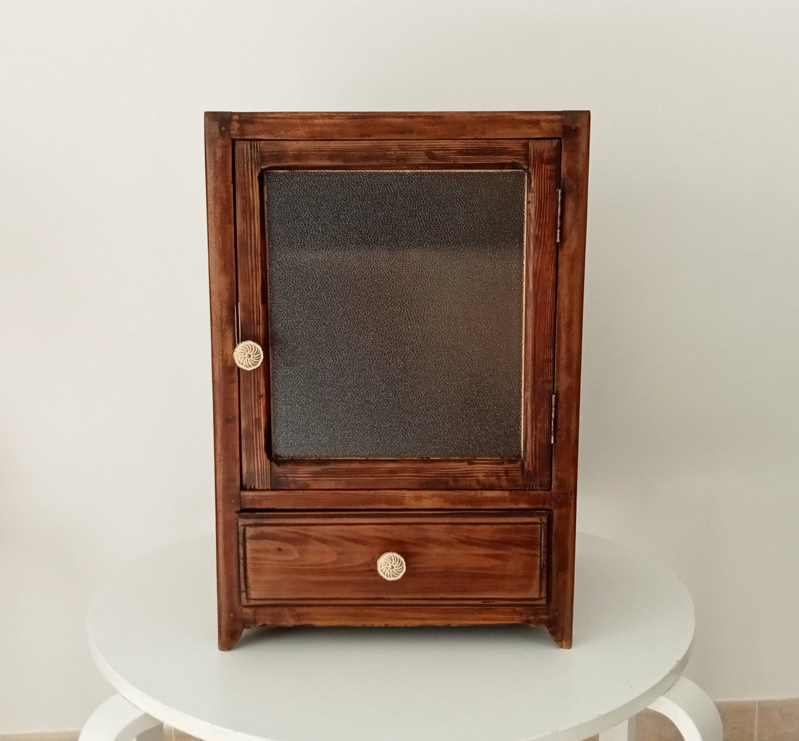 Medicine cabinet, 30s/40s oak bathroom cabinet