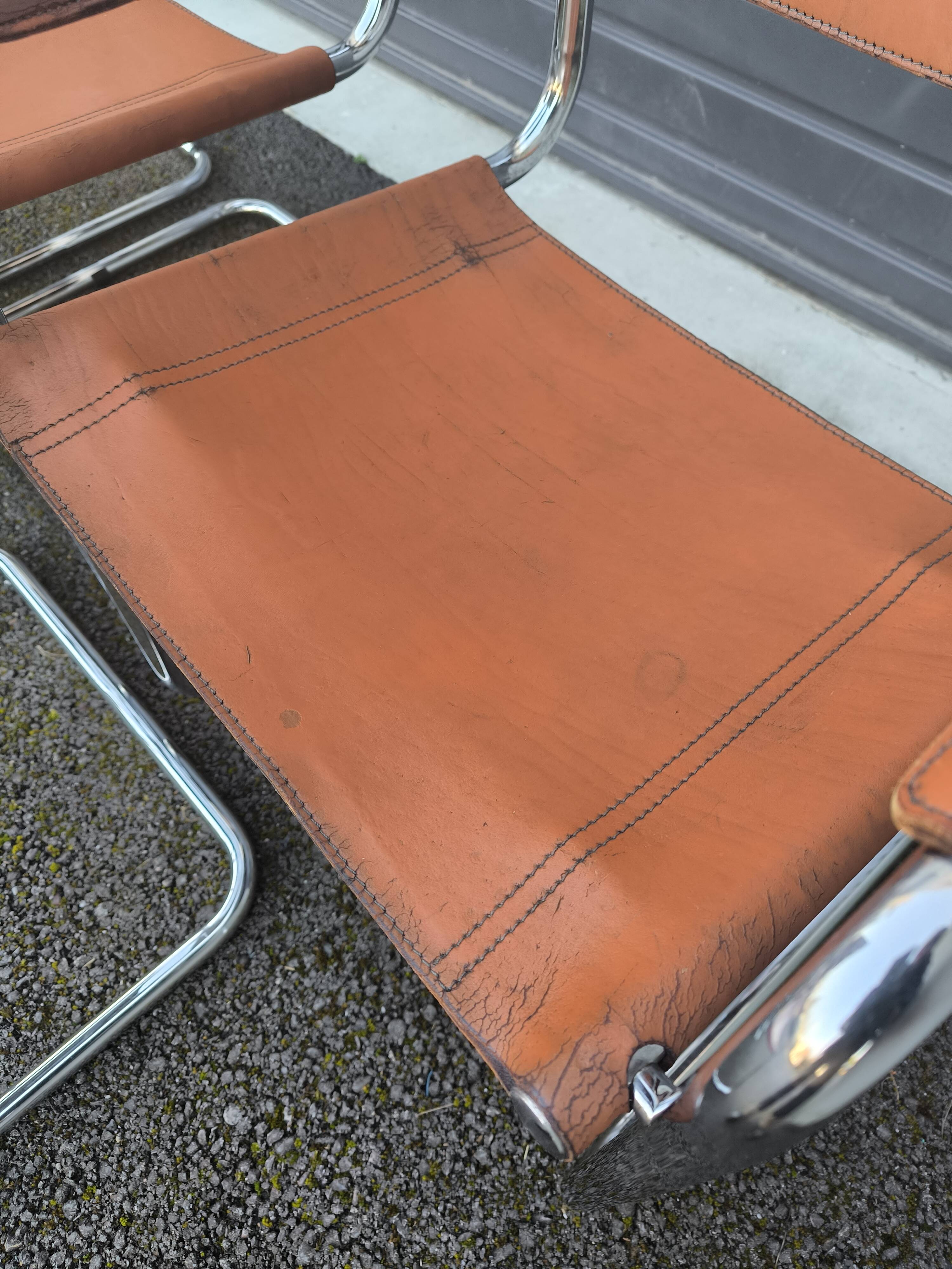 Cantilever chairs in the style of Matteo Grassi