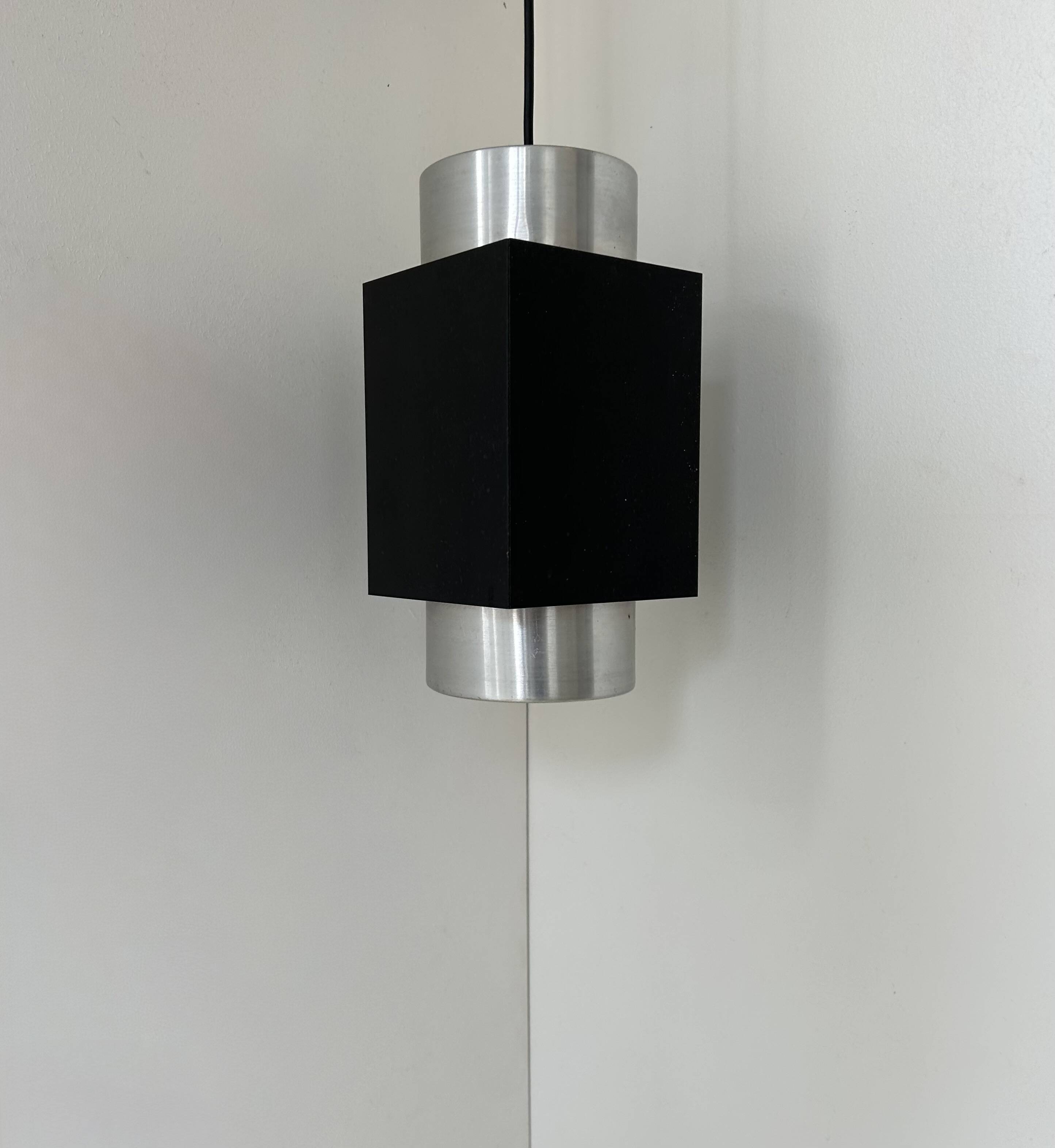 Suspension vintage, chrome et métal noir, Scandinavie, 1970