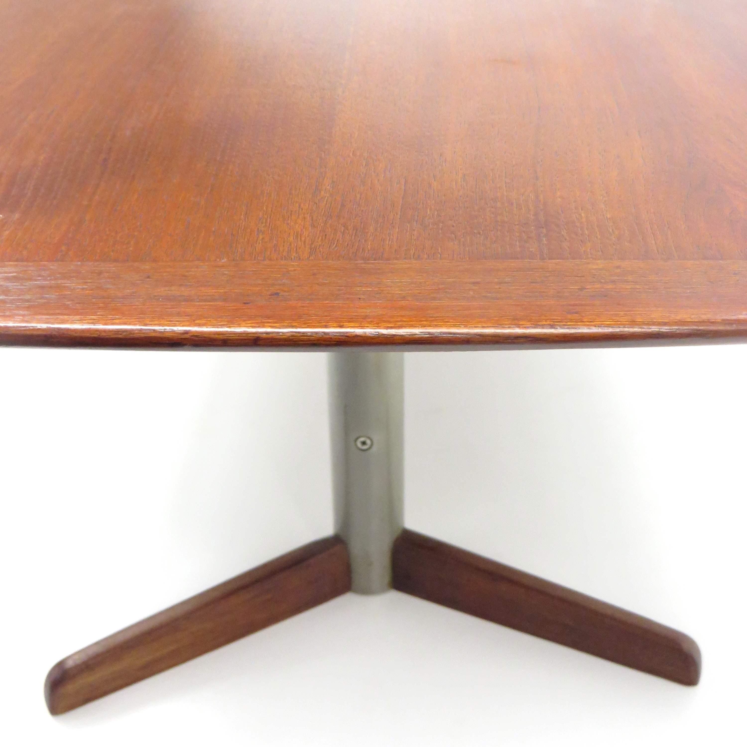 Vintage coffee table made of teak with metal made in the 60s