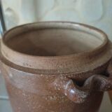 Sandstone condiment pot