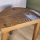Tabouret en chêne gougé