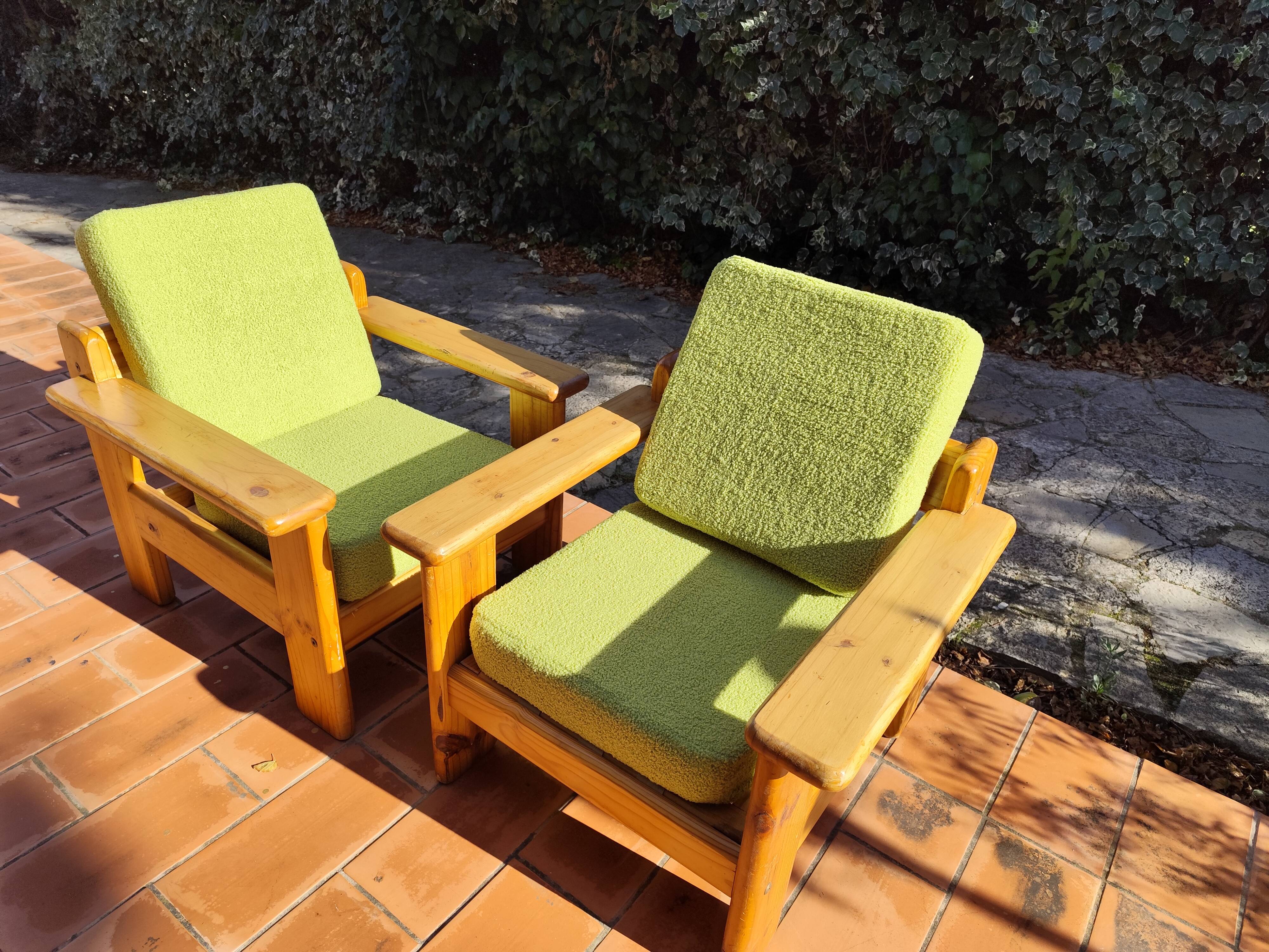 Pair of vintage brutalist lounge chairs in solid pine, 1980s DLG Regain