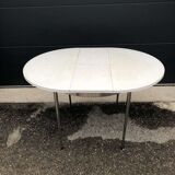 Round formica table