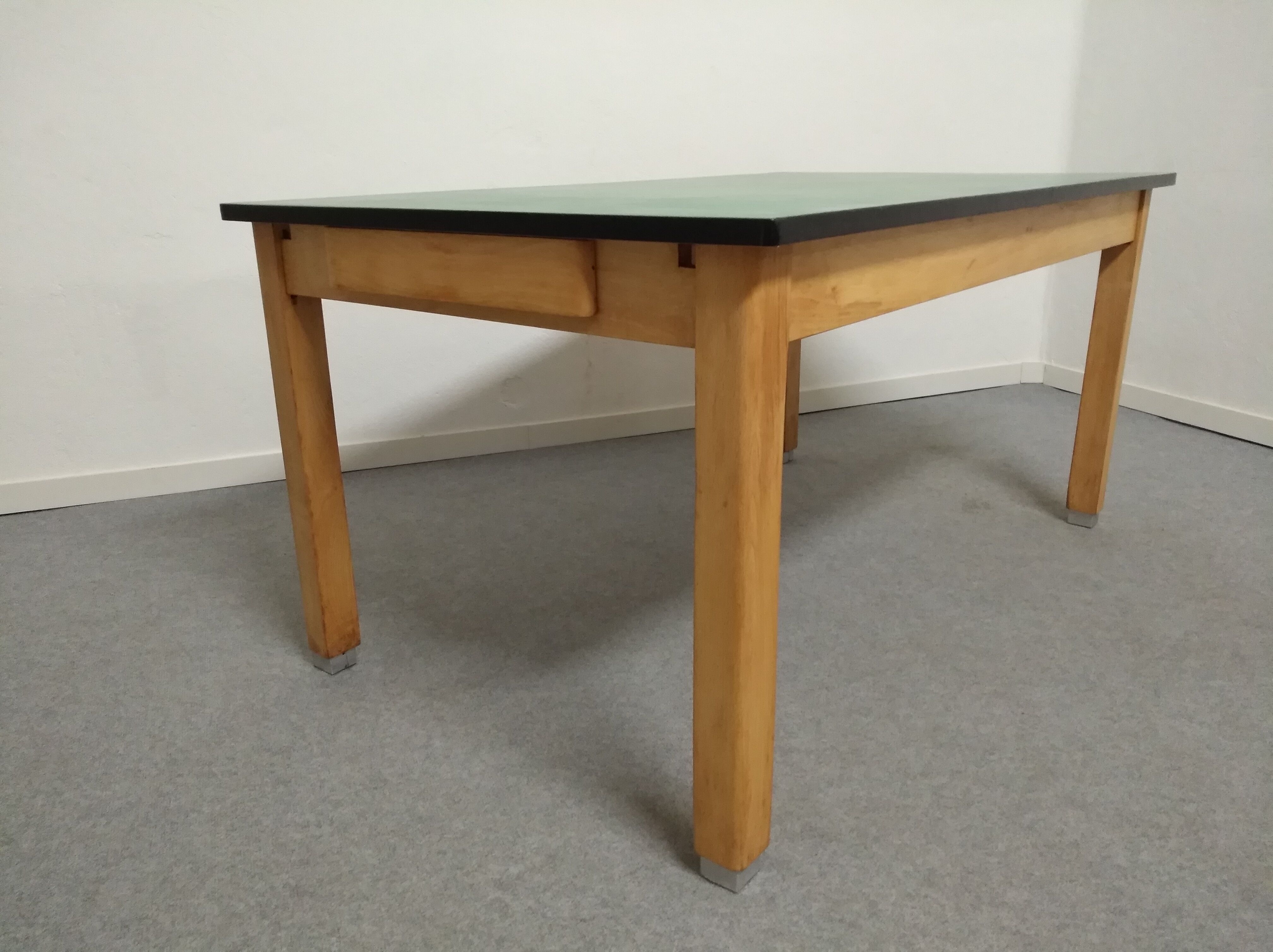 Kitchen table of the 50s/60s