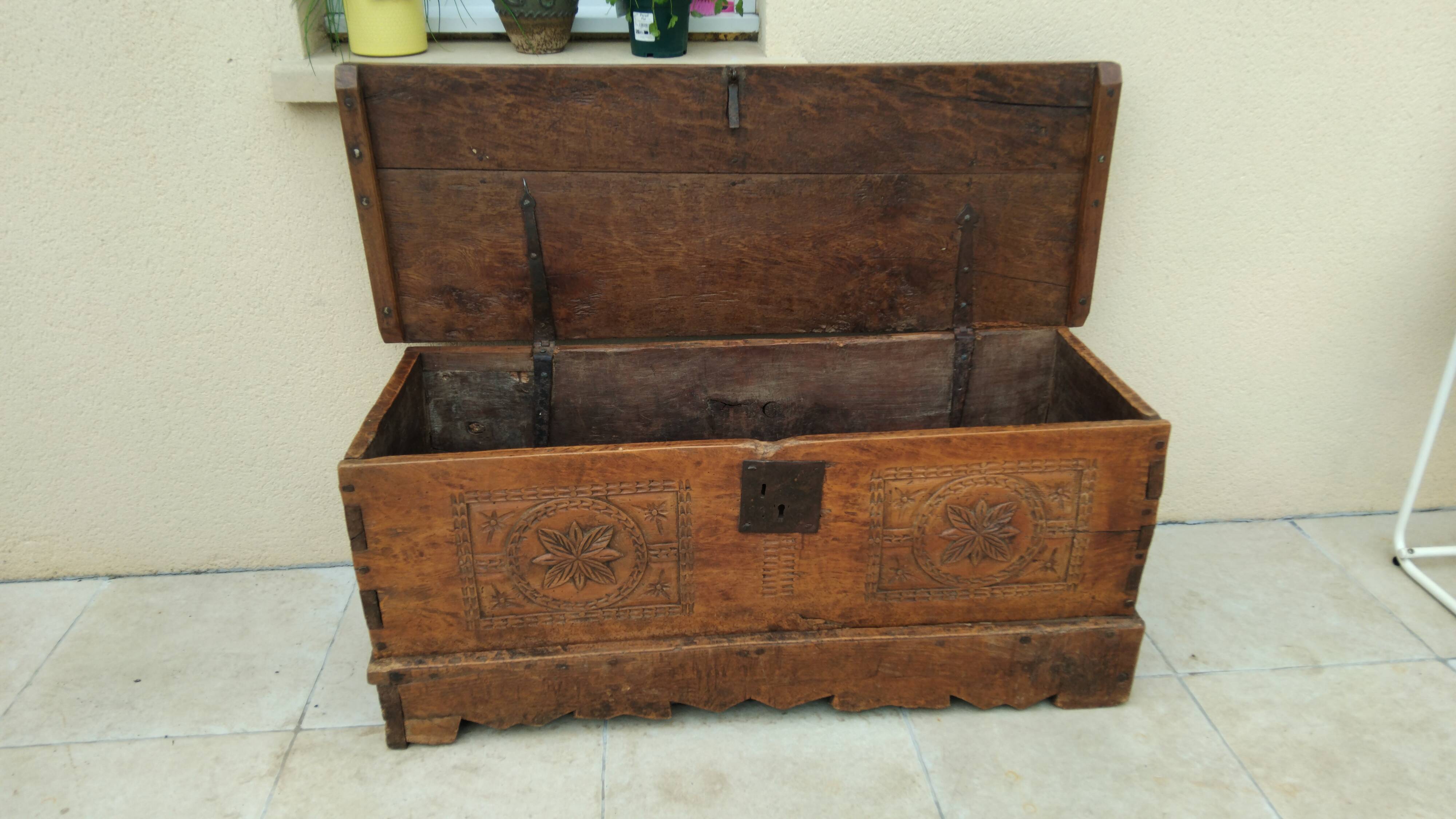 Antique marriage chest castle 17th century solid oak