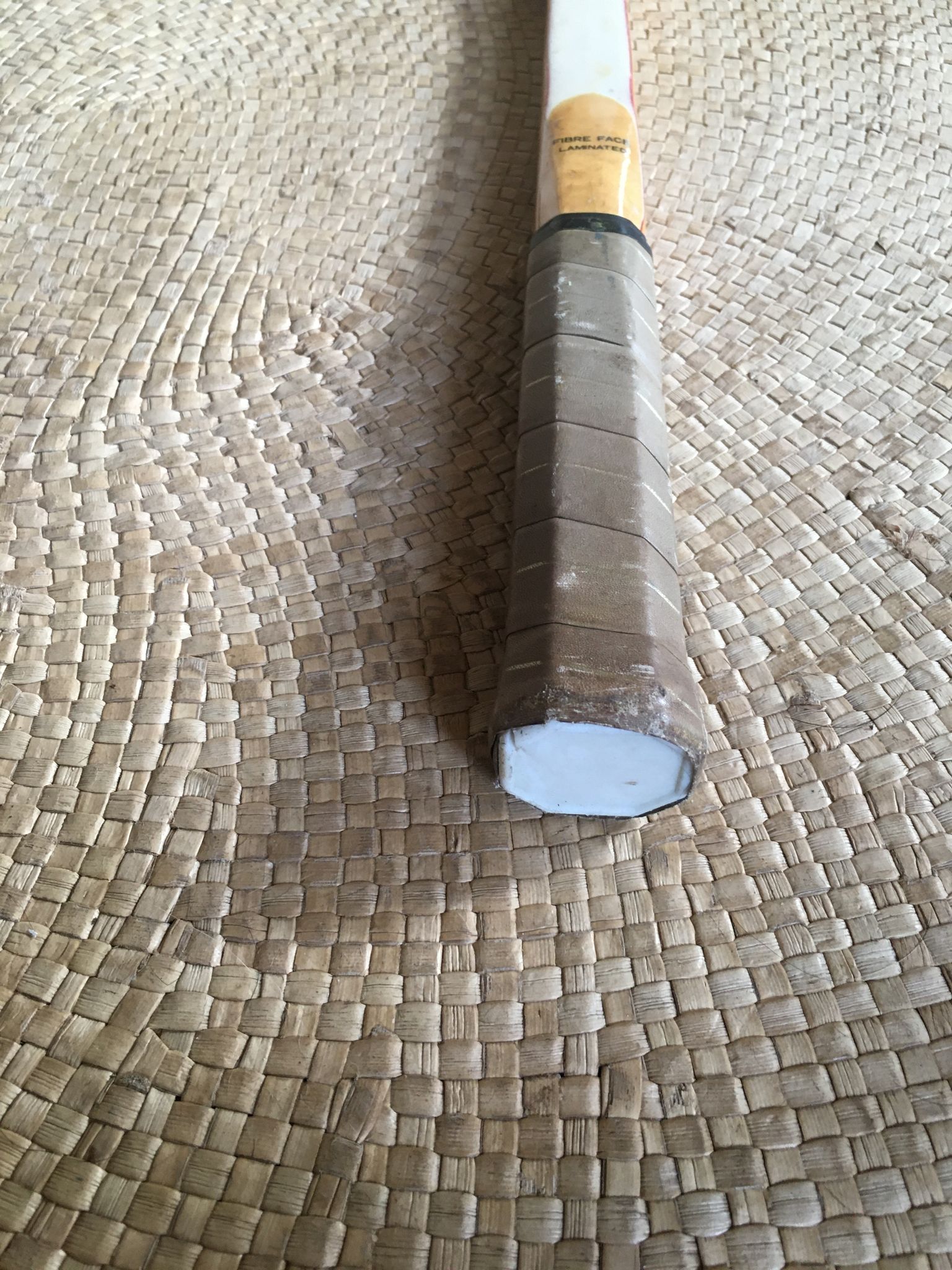 Tennis racket