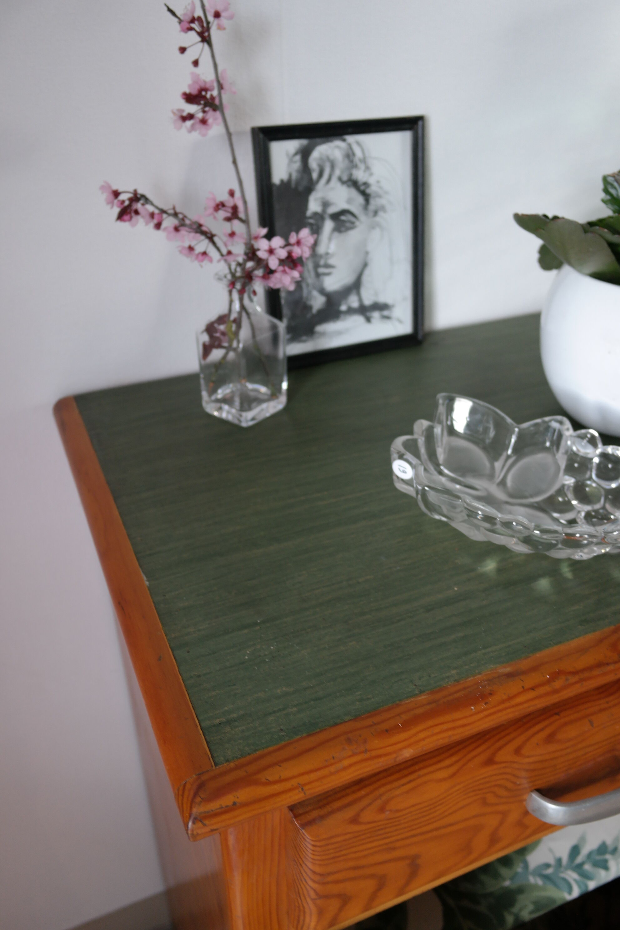 Light wood mado buffet