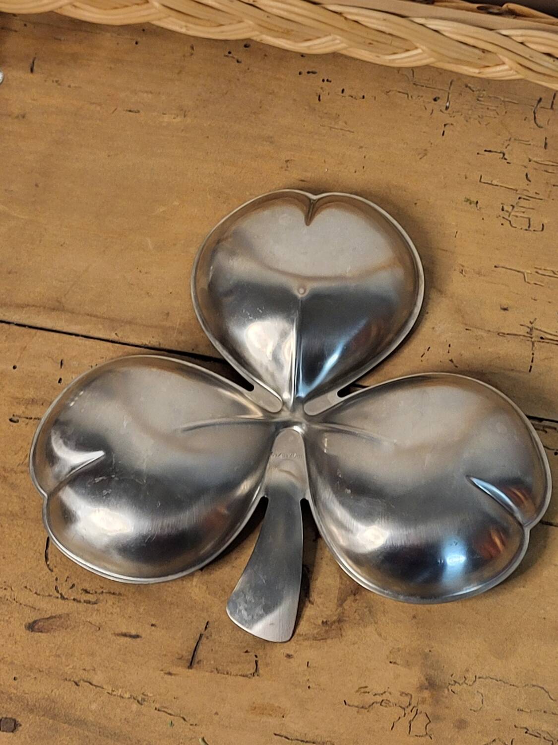Clover stainless steel tray