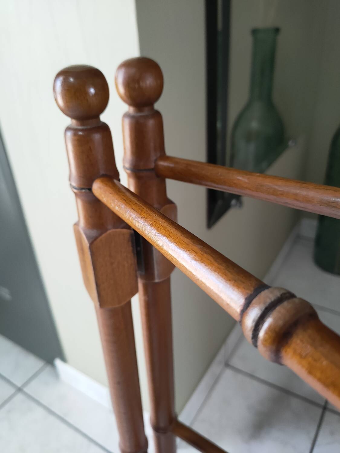Vintage wood/bamboo towel holder