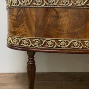Jardinière en acajou de style louis xvi