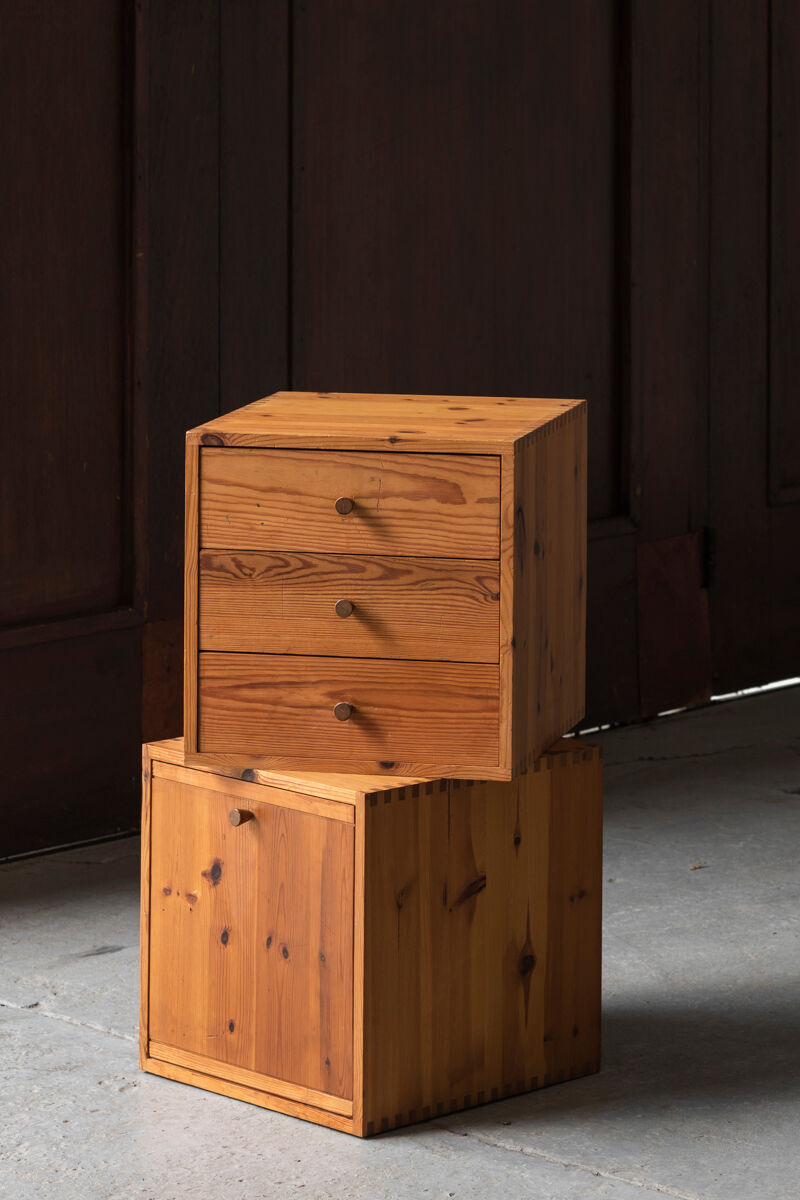 Set of 2 pine cube cabinets in the style of ate van apeldoorn, dutch design, 1960’s