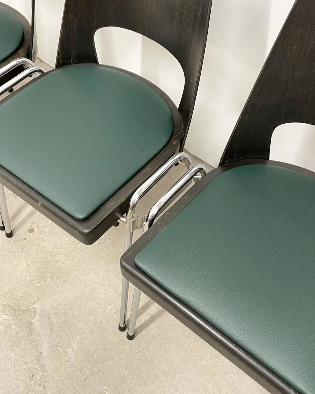 4 Baumann chairs, Manhattan model, circa 1970