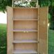 Armoire en rotin vintage