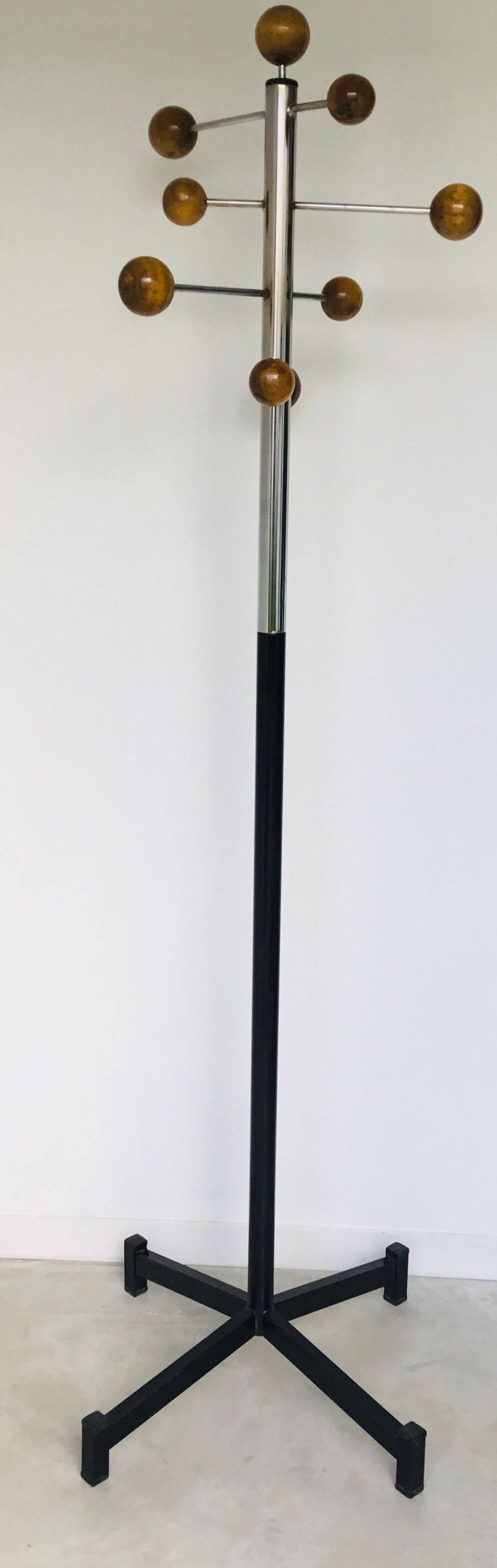 Coat rack by Osvaldo Borsani 1970