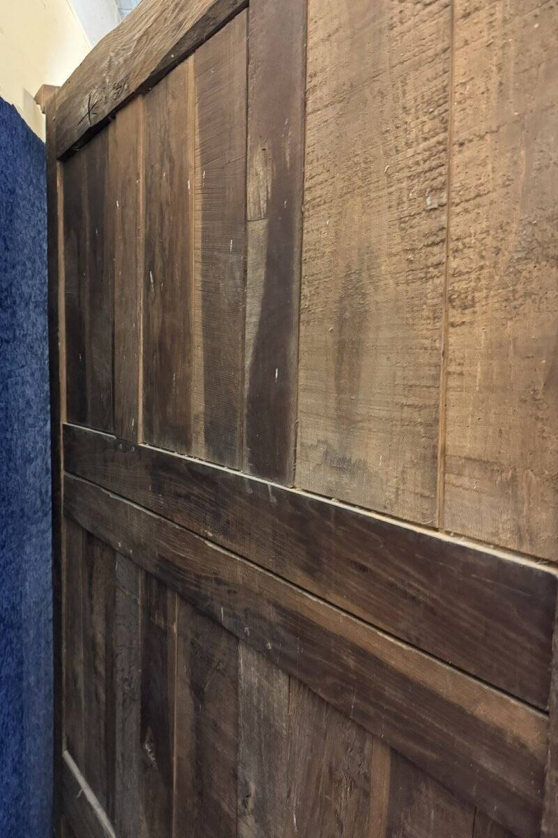 Transition period Louis XV - Louis XVI walnut wardrobe circa 1780