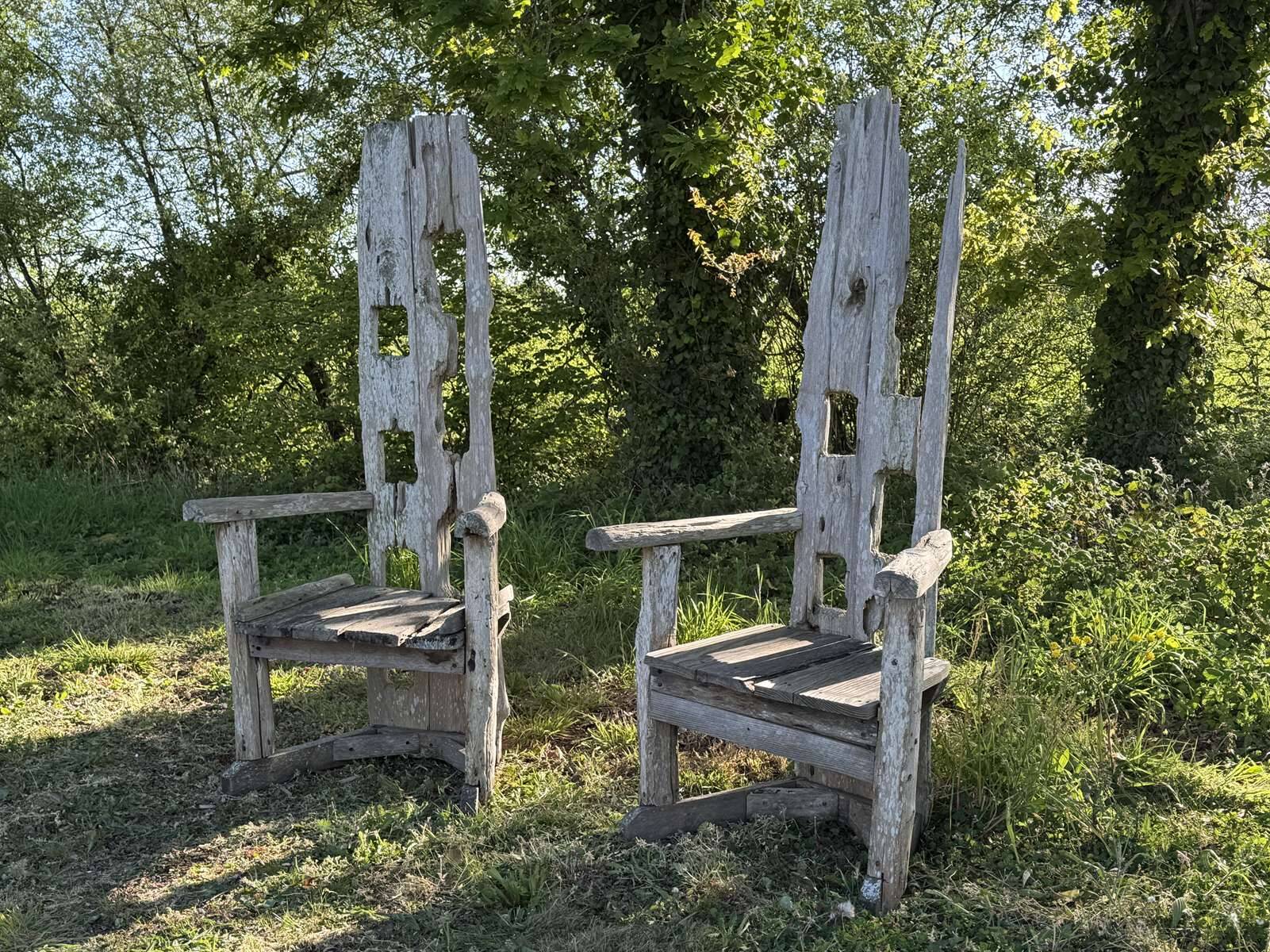 Paire de fauteuils en bois flotté