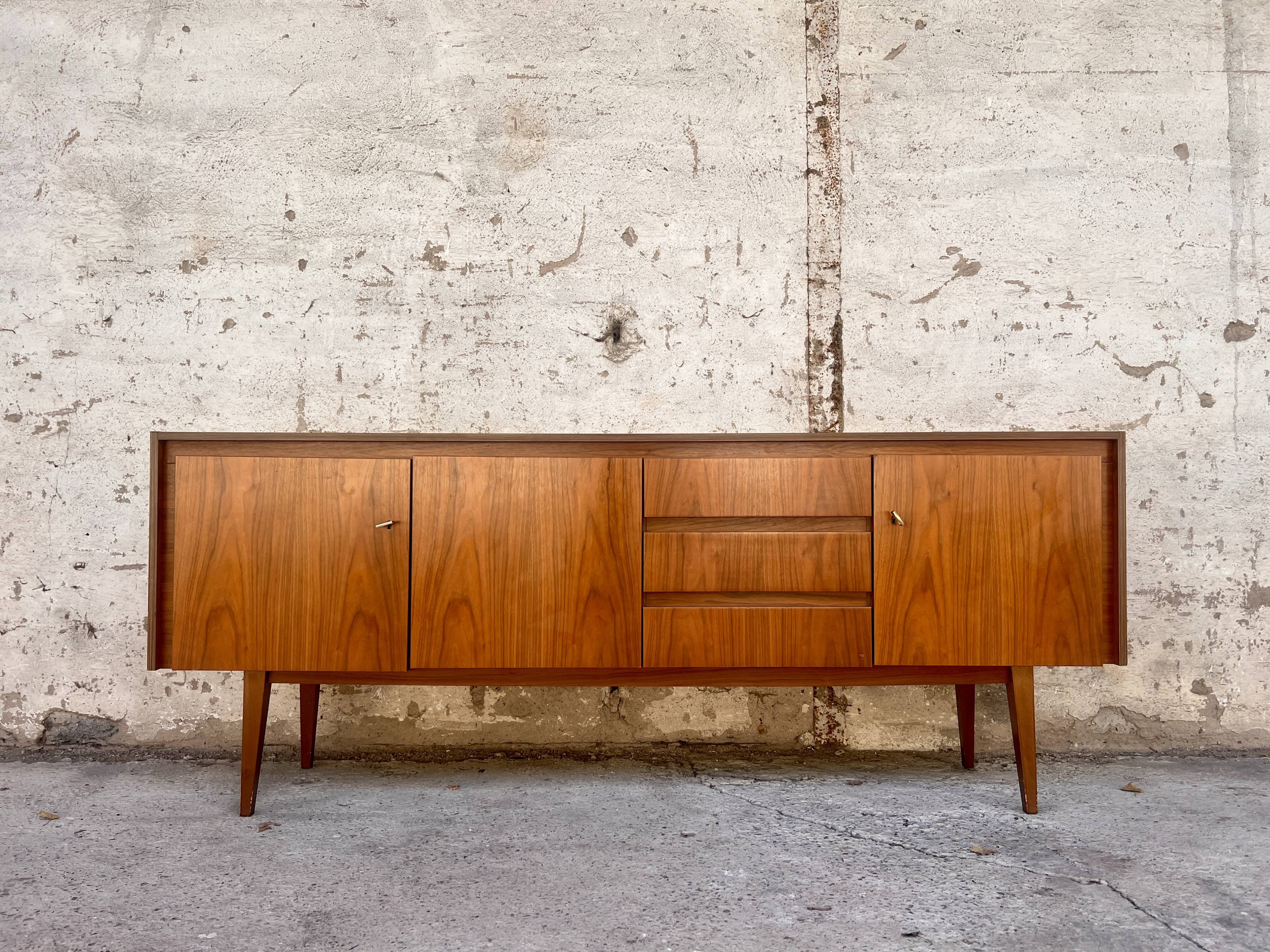 Vintage TV/hi-fi cabinet sideboard
