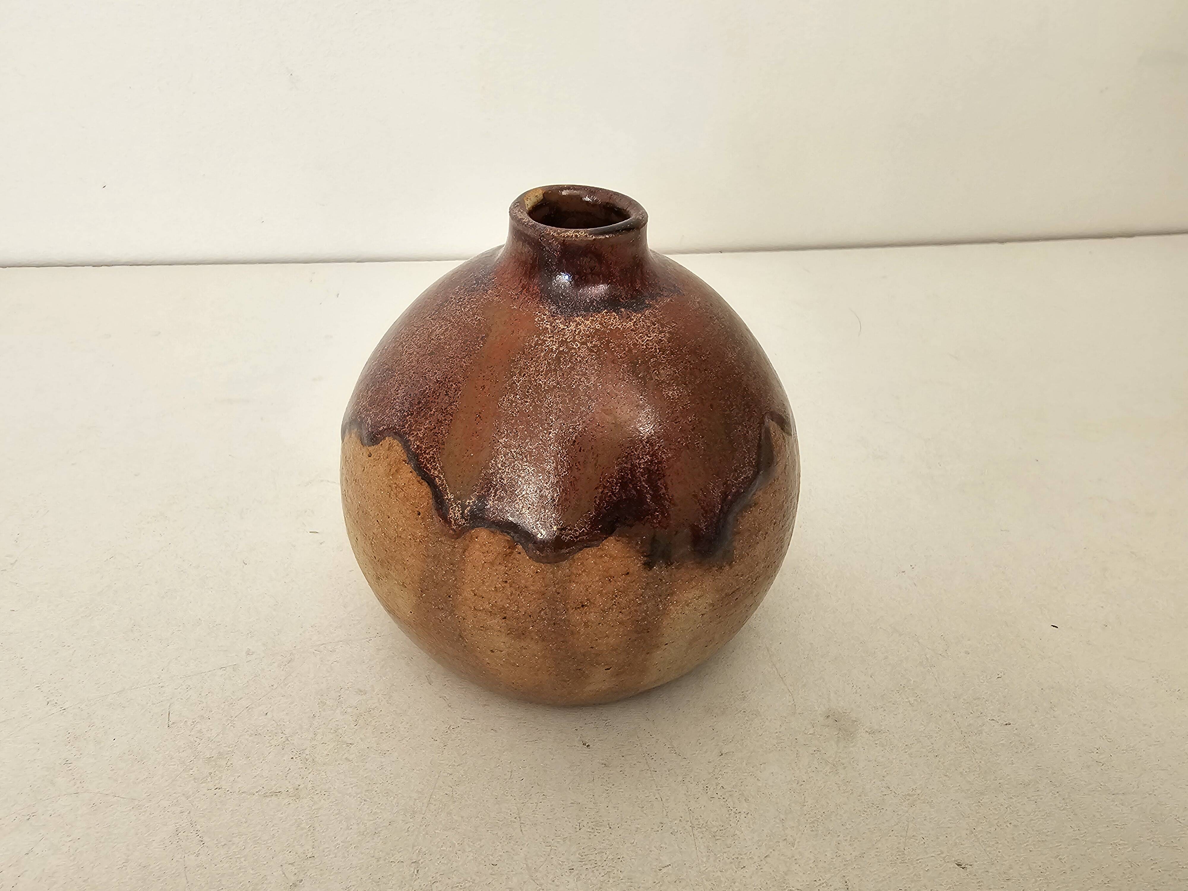 Glazed ceramic ball vase soliflore signed JL