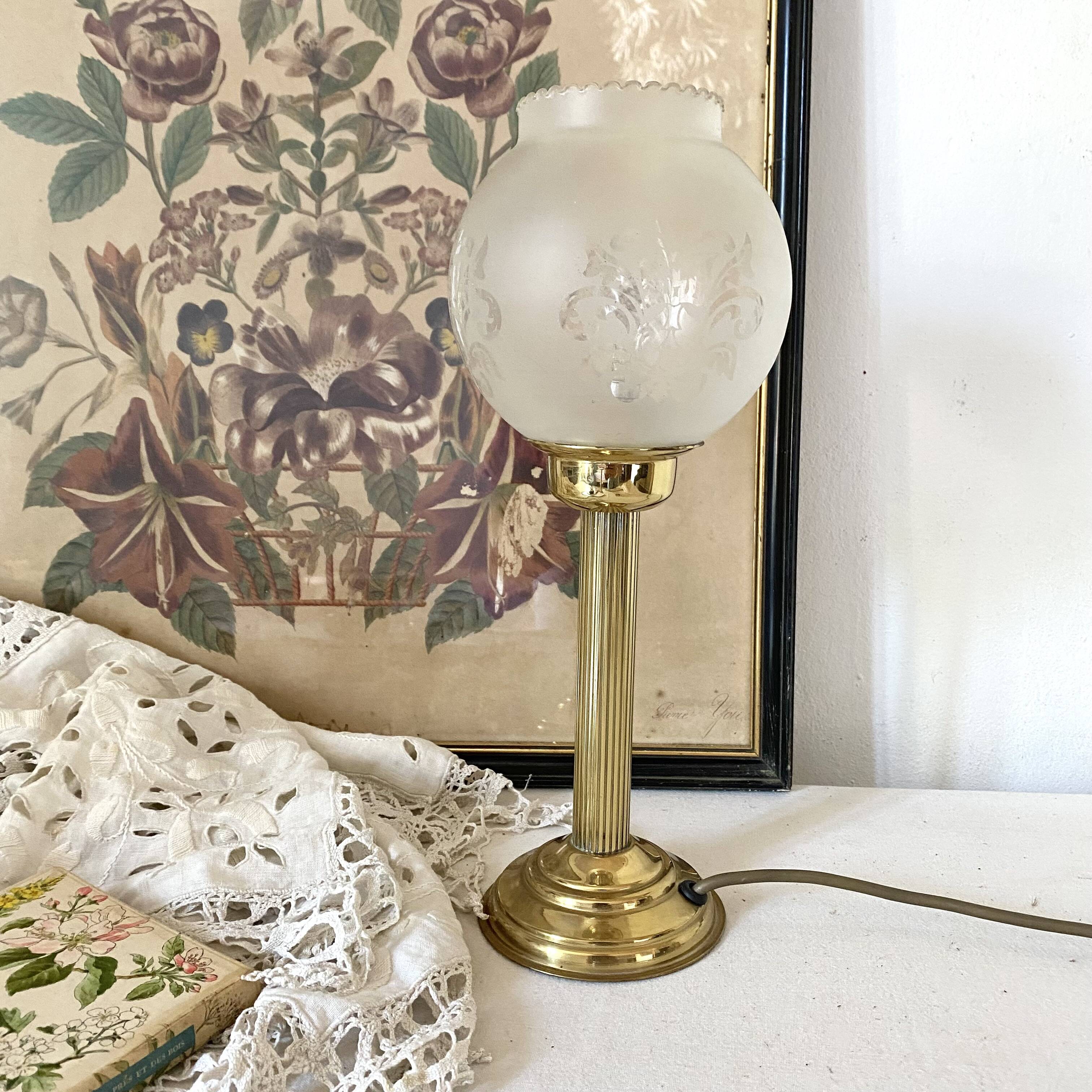 Lampe rétro pied colonne globe en verre