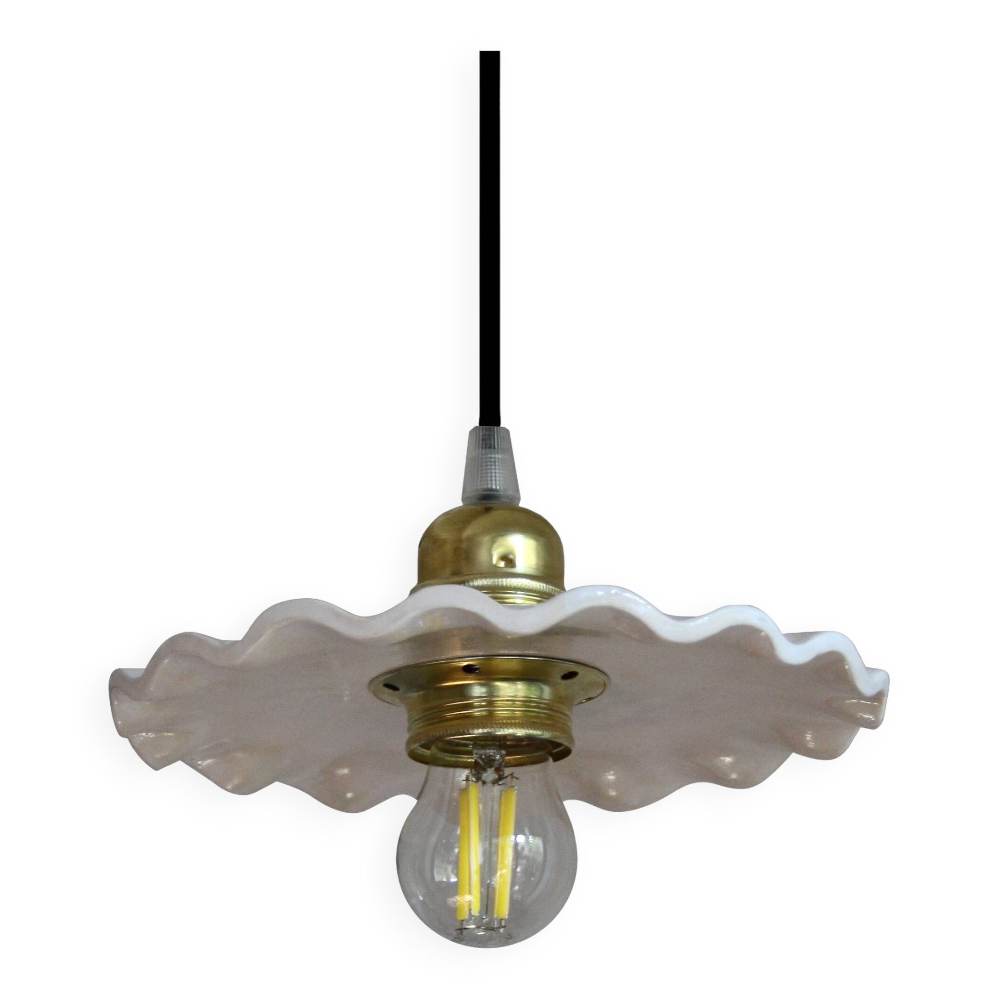 Wavy white ceramic pendant light