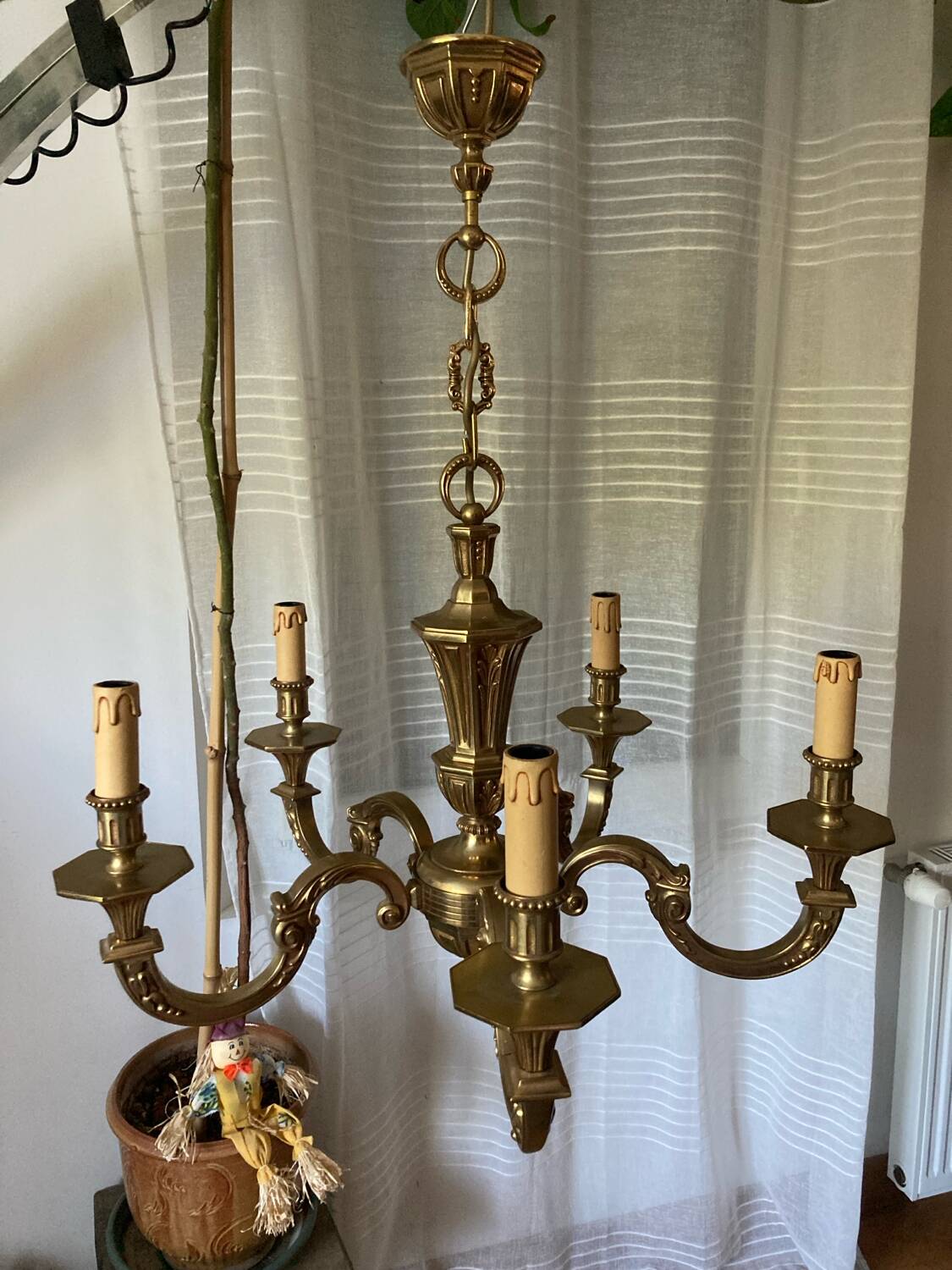 Louis XVI chandelier, 20th century, in solid gilded bronze