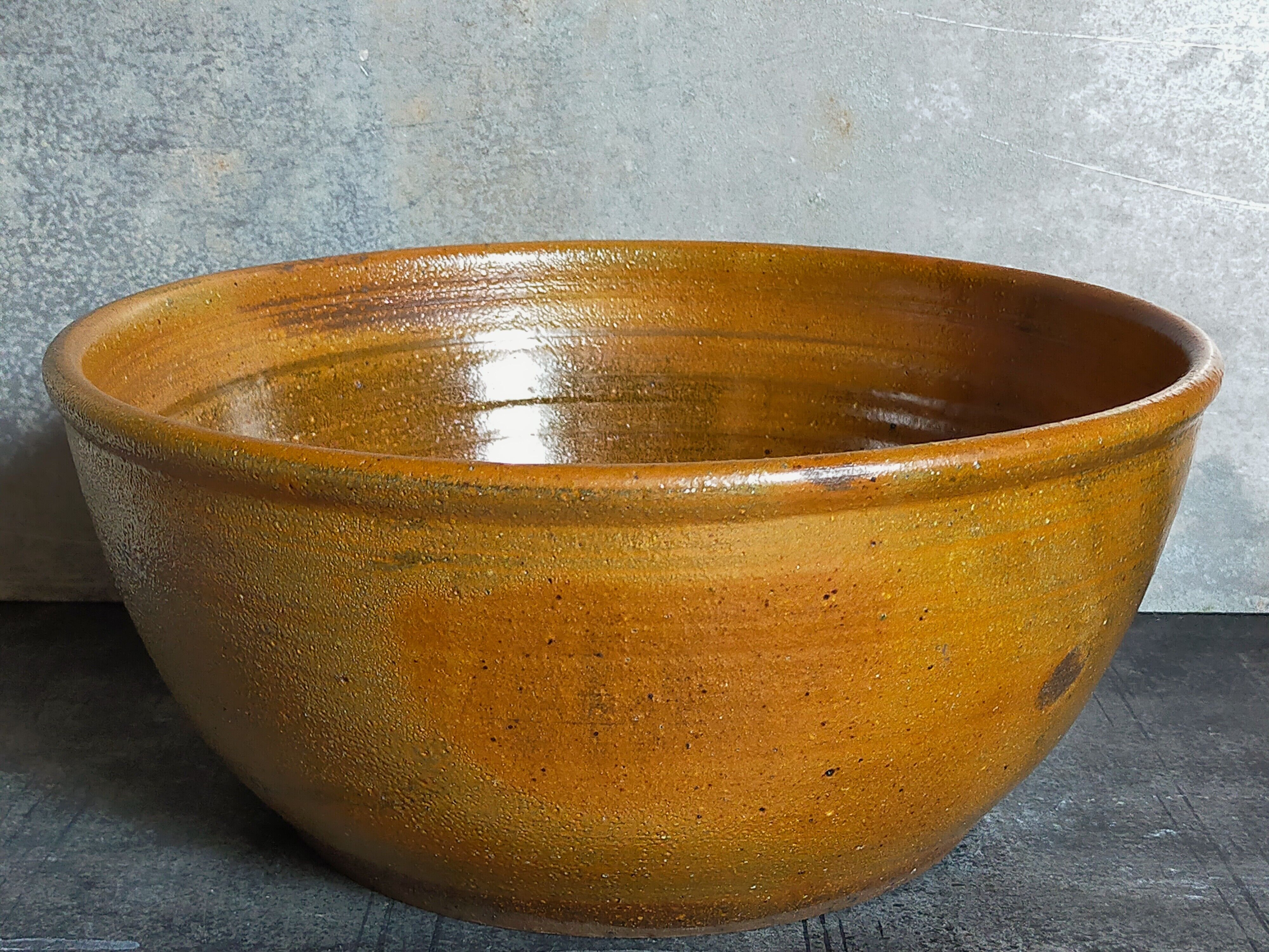 Salad bowl -potter's jatte in enamelled stoneware XXL vintage 30 cm