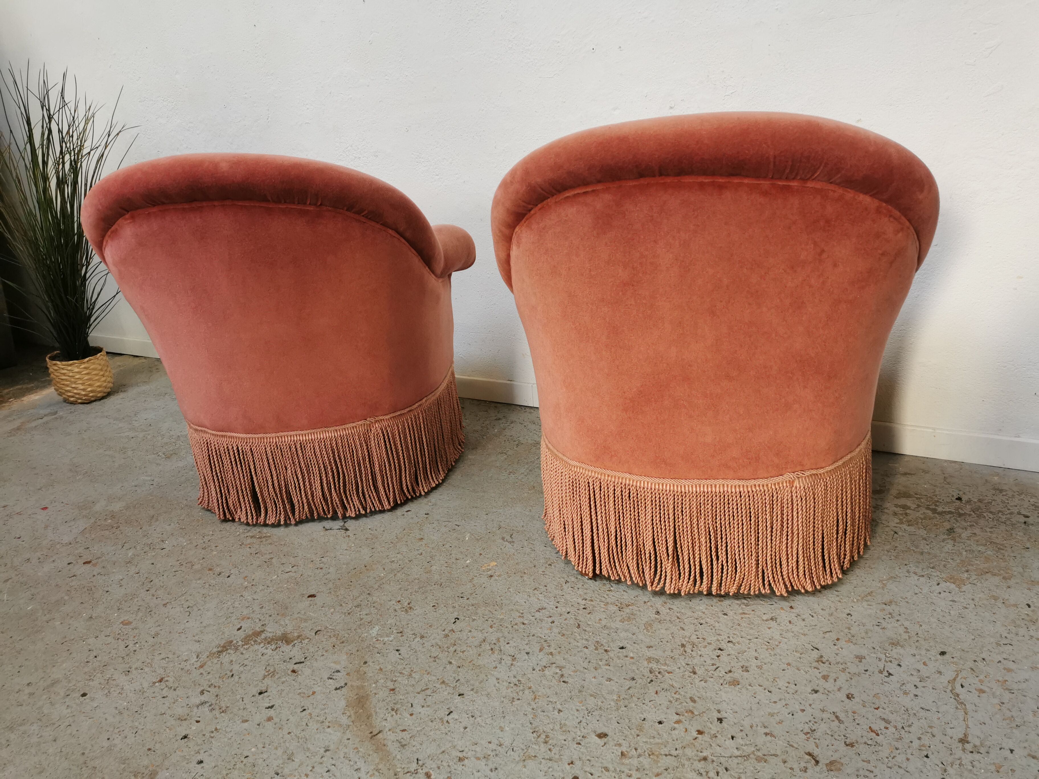Paire de fauteuils crapaud vintage