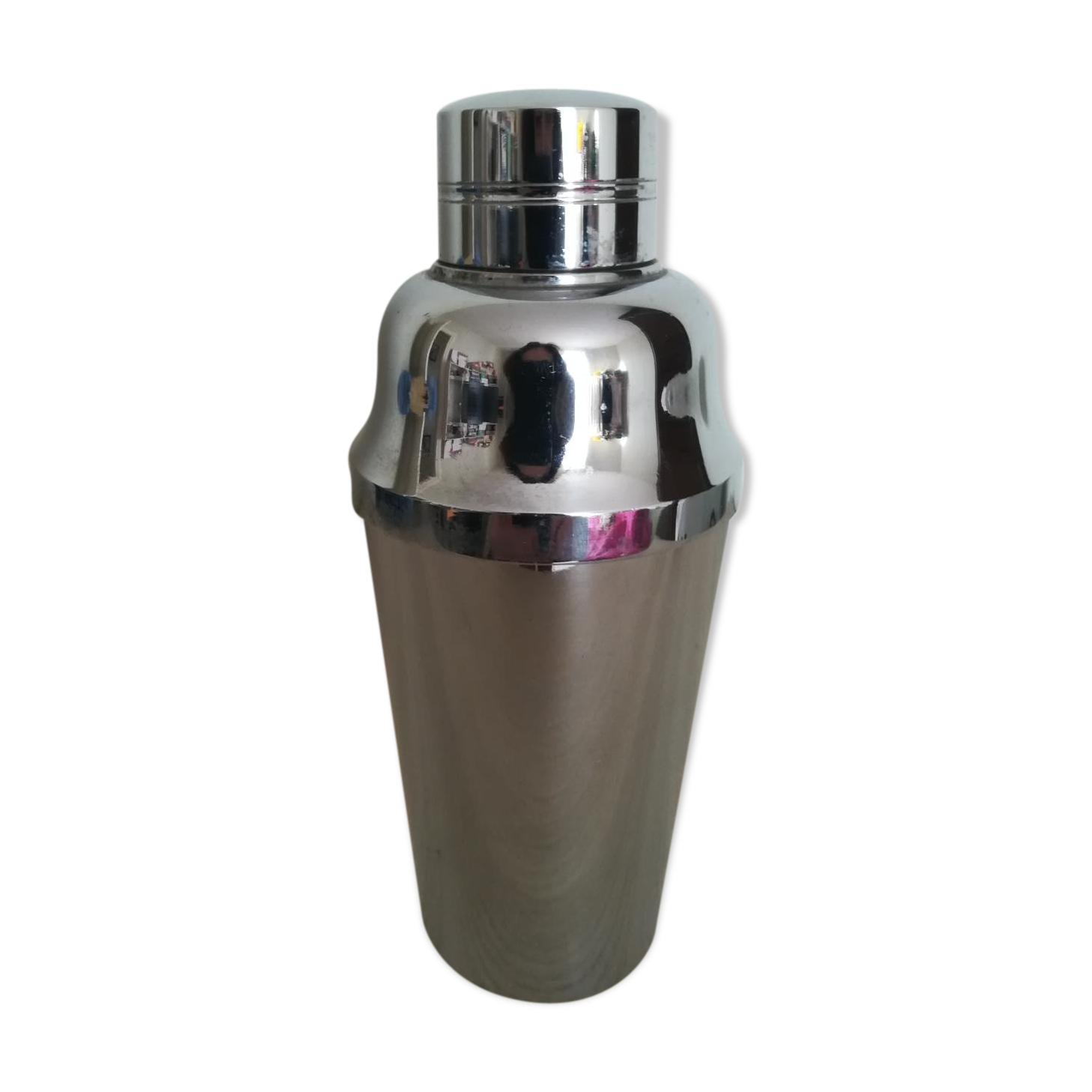 Silver metal shaker