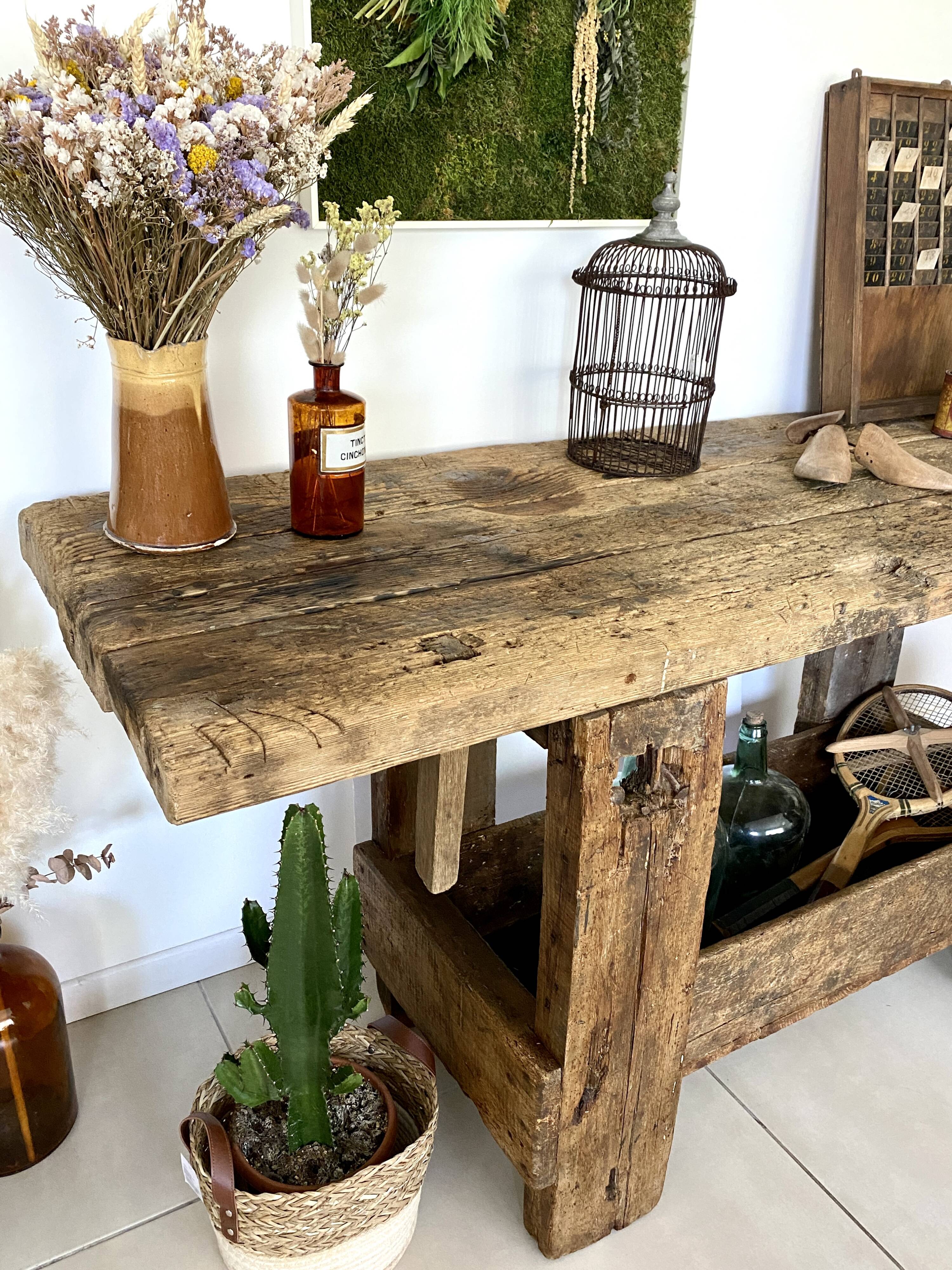 Old wooden workbench