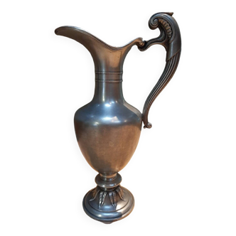 Pewter ewer “Étains du Manoir”