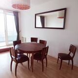 Extendable table set and its 6 chairs
