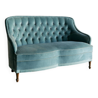 Blue velvet toad bench