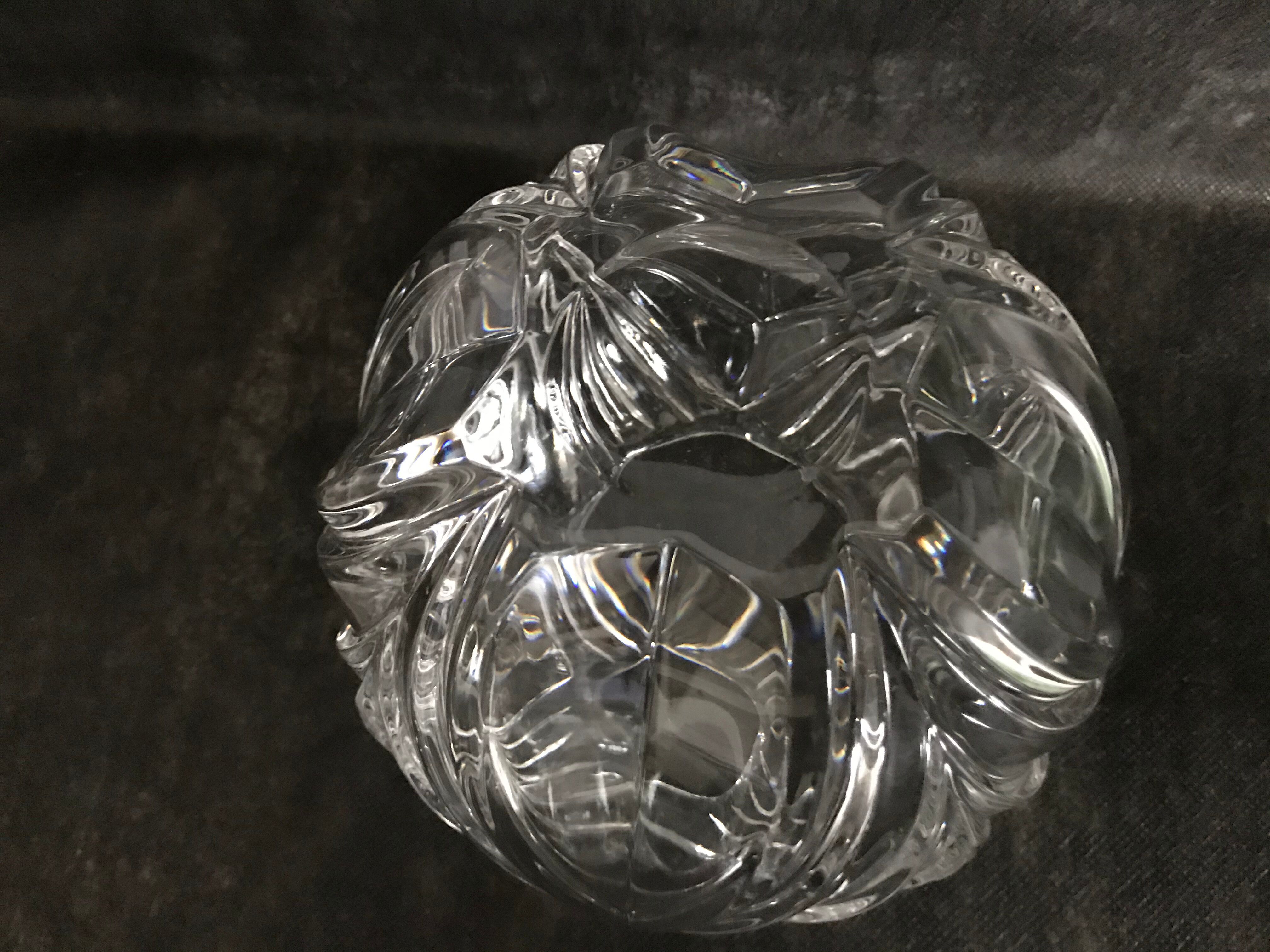 Ball vase in crystal
