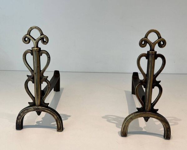 Paire de Chenets en Laiton et Fer Forgé à Flambeaux à Triple Volute et Mont