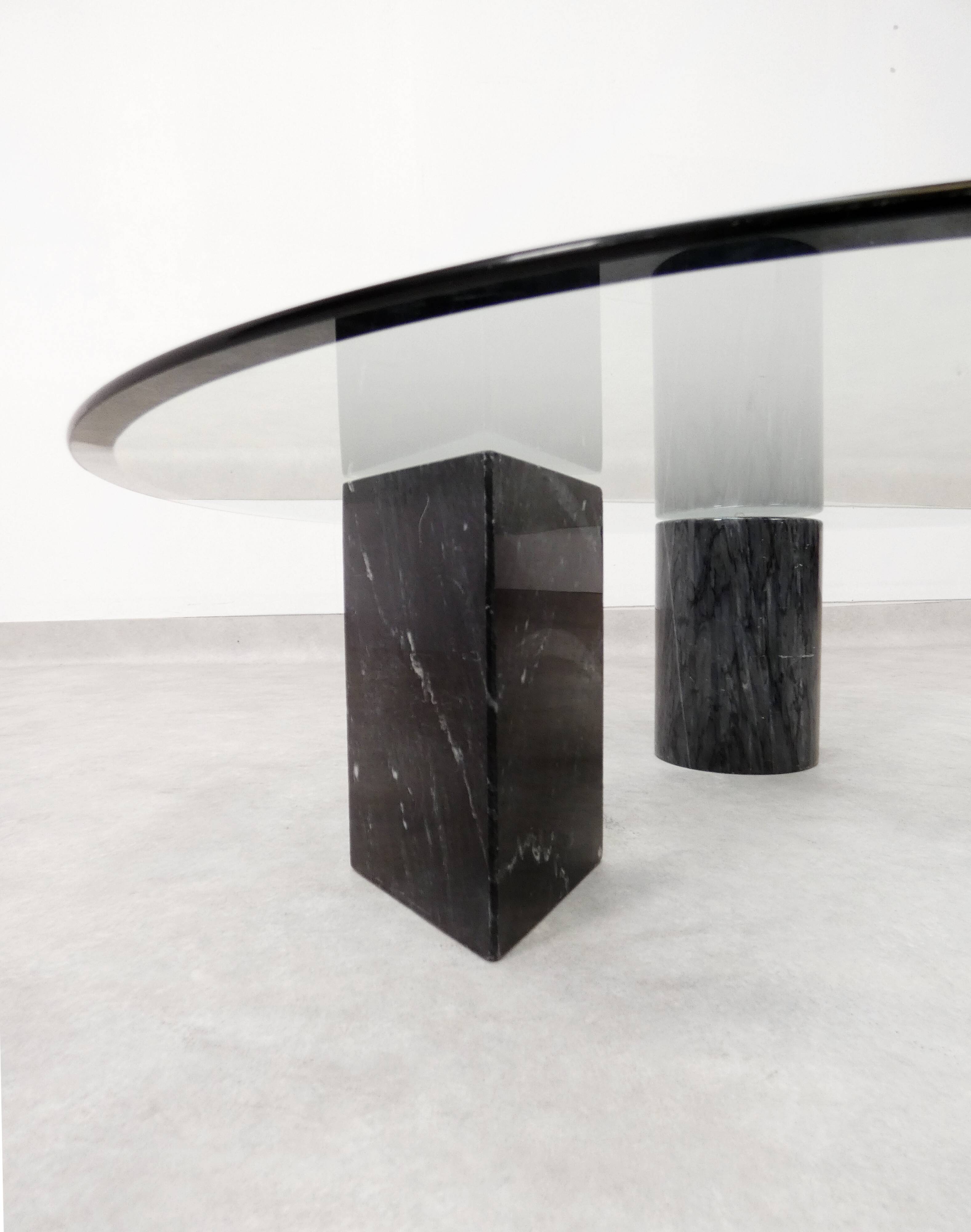 Table basse en marbre italien vintage